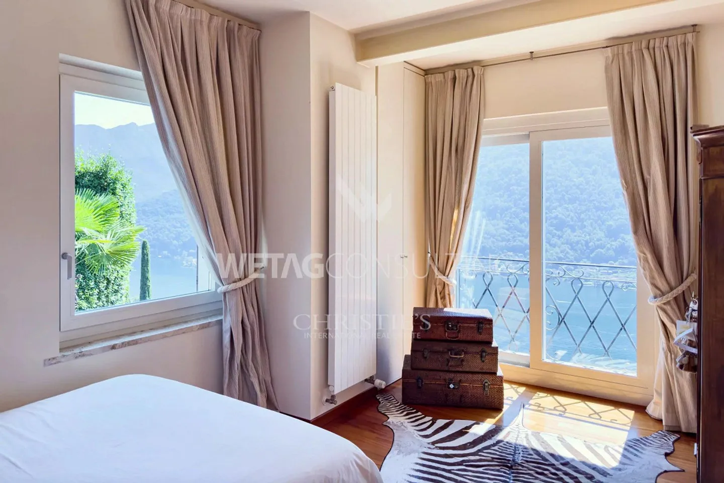 Fascino Mediterraneo sul Lago di Lugano: Elegante Villa con Piscina & Vista Lago - Foto 8 di 13