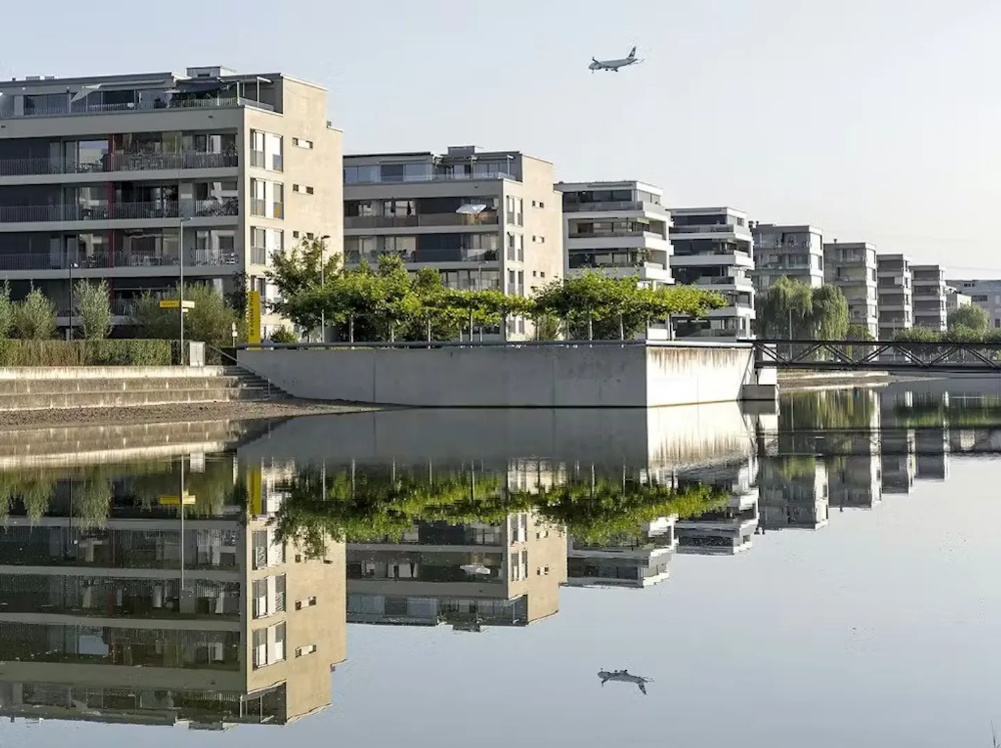 Charmantes Chalet in Opfikon - Foto 1 von 10