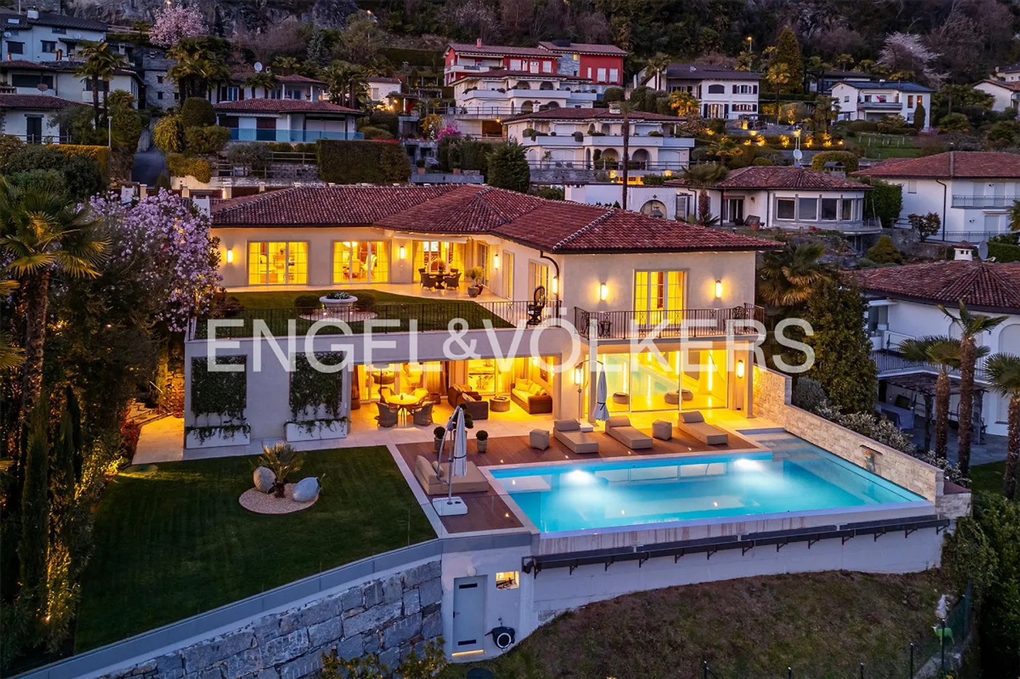 Luxury villa with lake view & privacy (31) - Photo 14 of 14