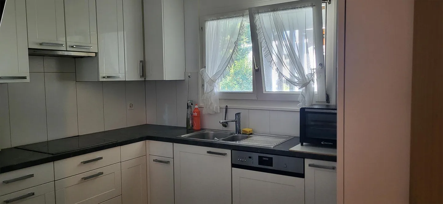 Großzügige 5 1/2 Zimmerwohnung mit Balkon inkl.Garagenplatz - Foto 10 von 16