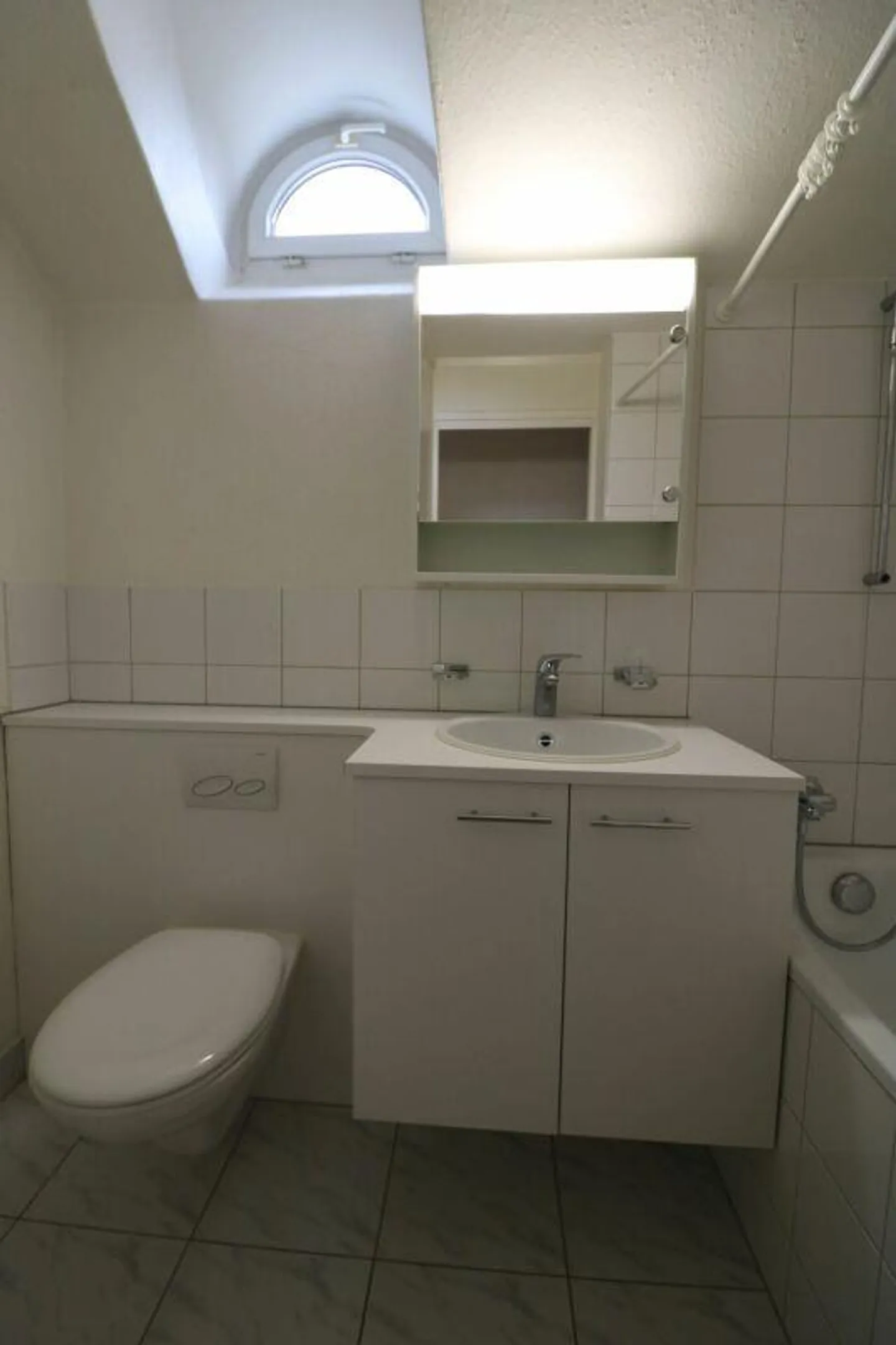 Appartamento 1.5 camere vicino al centro città - Foto 4 di 8