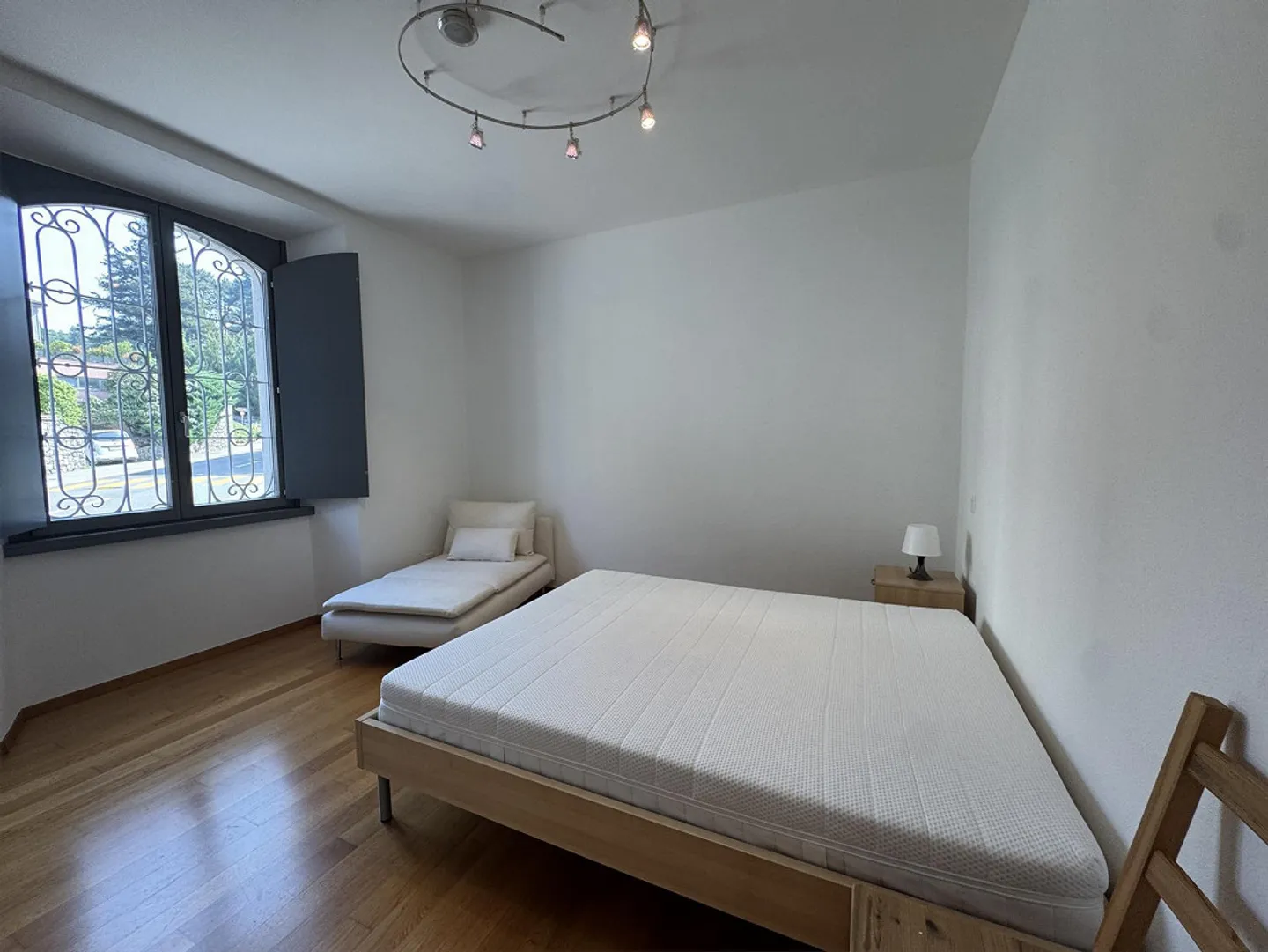 Mendrisio Centro – Appartamento elegante con giardino privato in villa storica - Foto 15 di 21