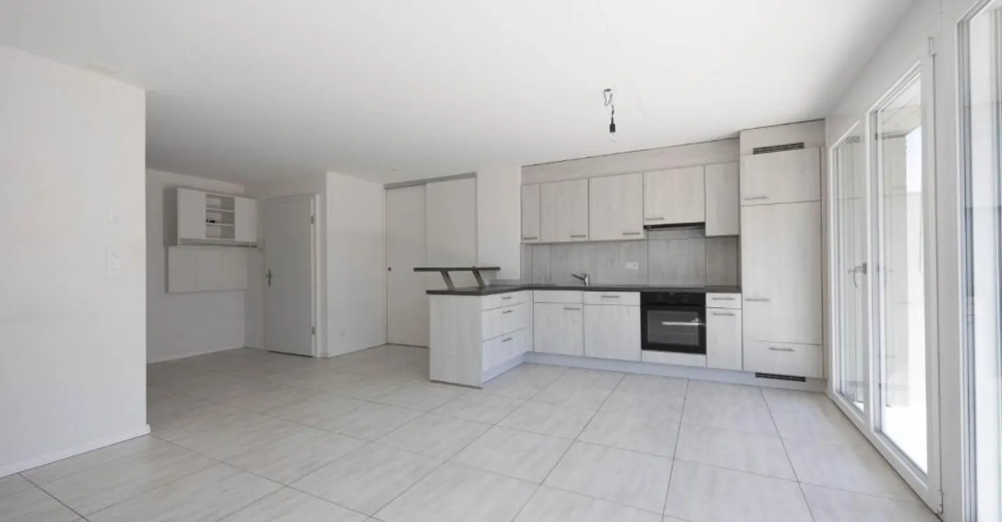 3.5-room apartment on the 2nd floor - Photo 1 of 15
