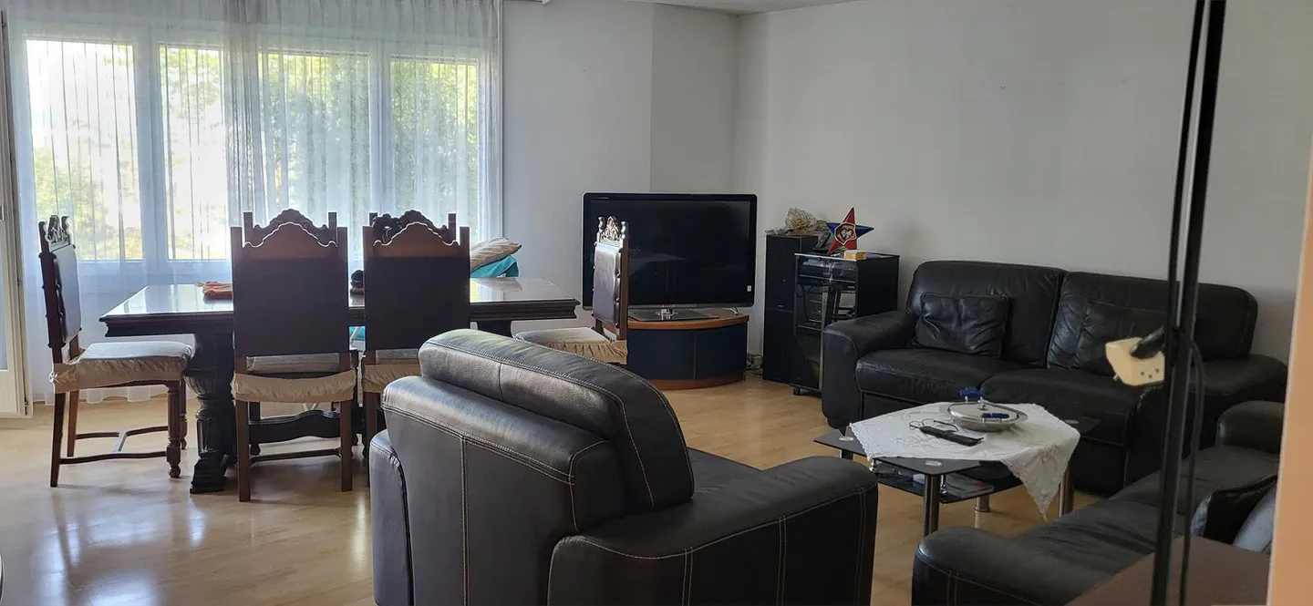 Großzügige 5 1/2 Zimmerwohnung mit Balkon inkl.Garagenplatz - Foto 12 von 16