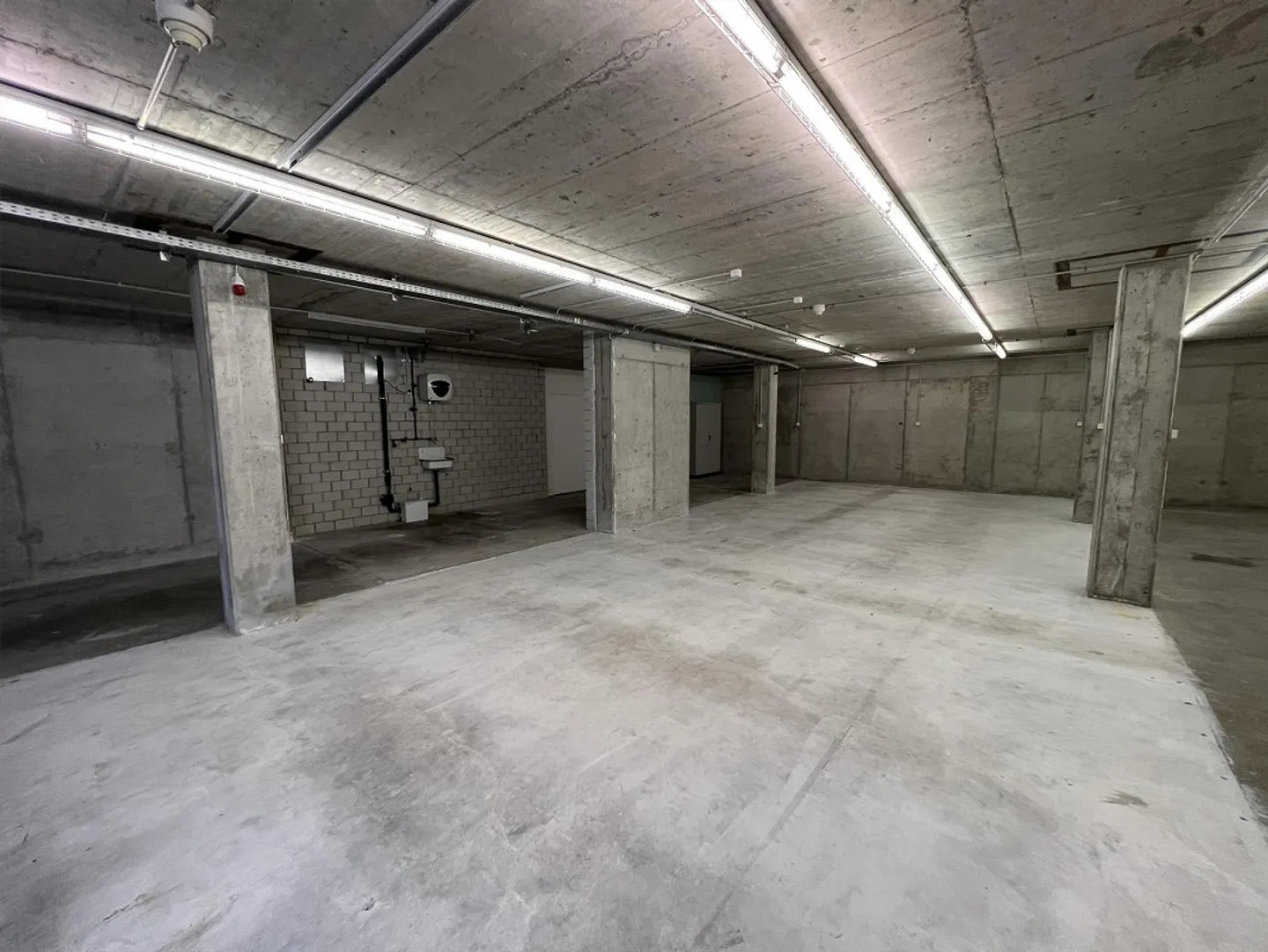 Storage space for rent in Niederhasli - Photo 10 of 11