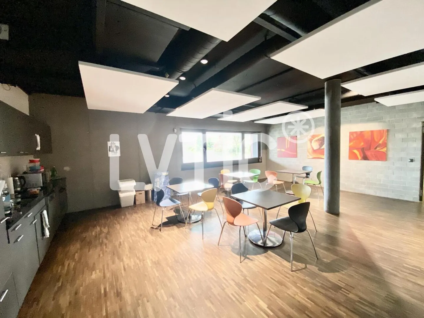 Uffici, showroom, locali di 365 m² divisibili in affitto vicino a Friburgo - Foto 2 di 7