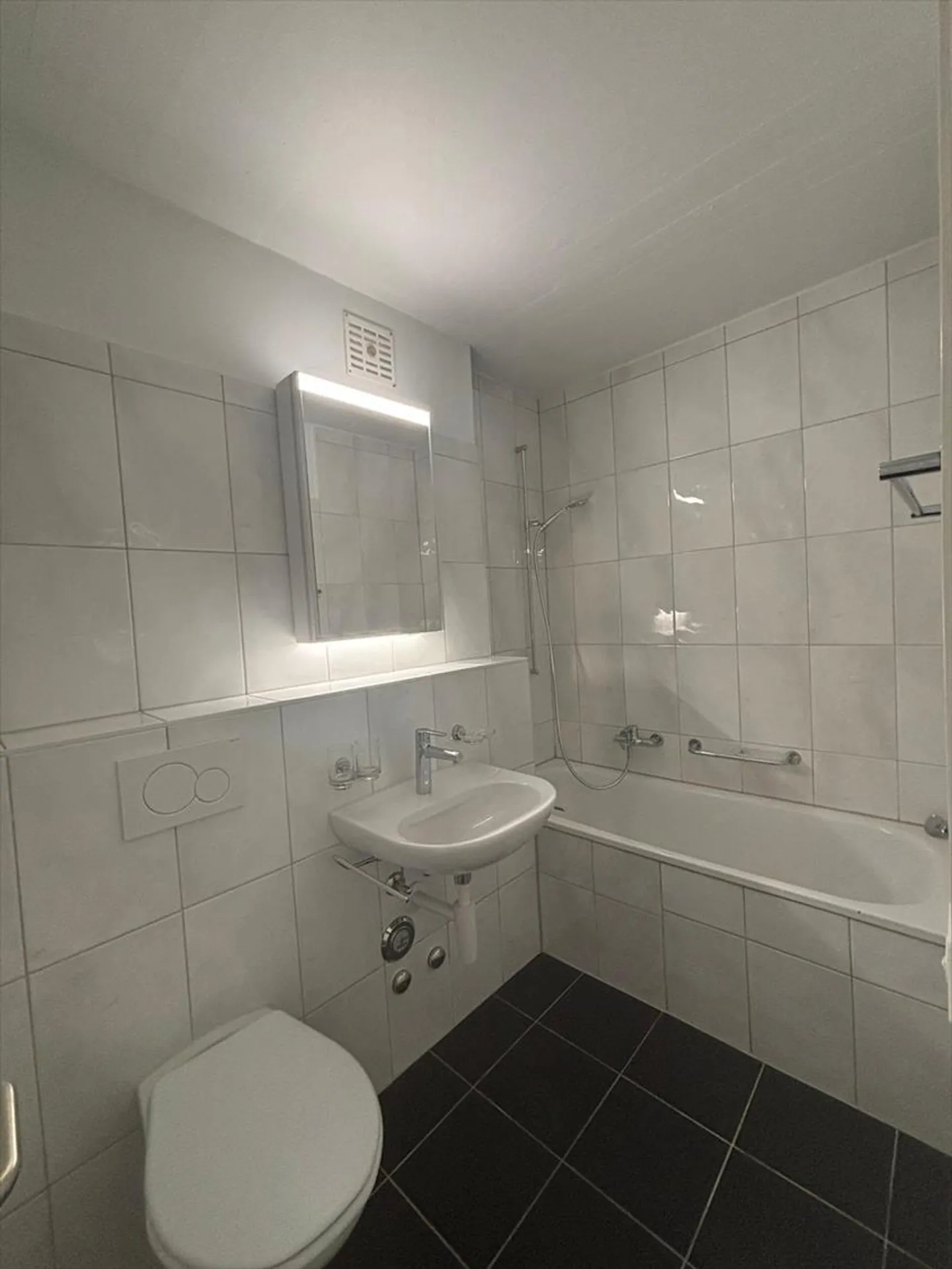 Zu vermieten: Schönes 3.5-Zimmer-Duplex in Nidau - Foto 5 von 10