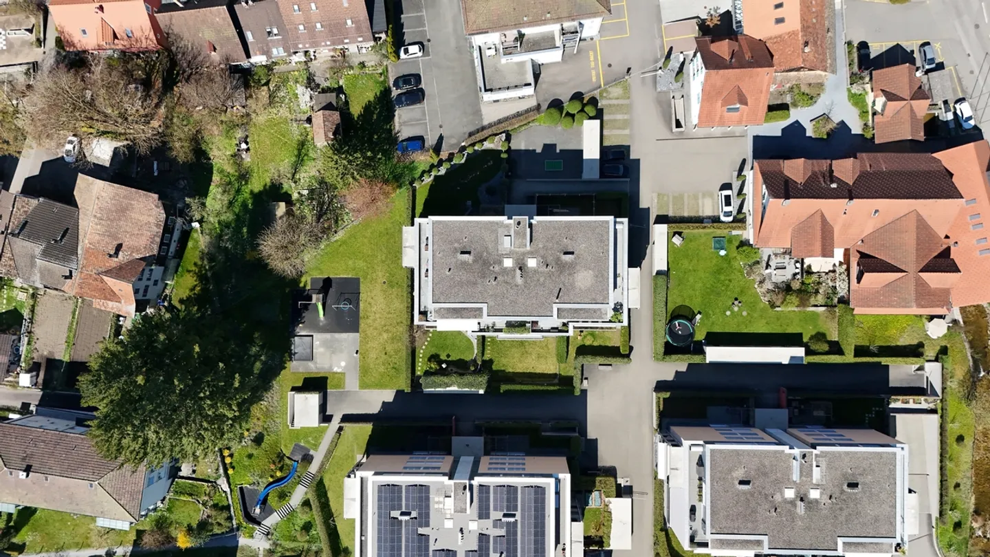 Appartamento moderno con balcone soleggiato - Foto 10 di 13