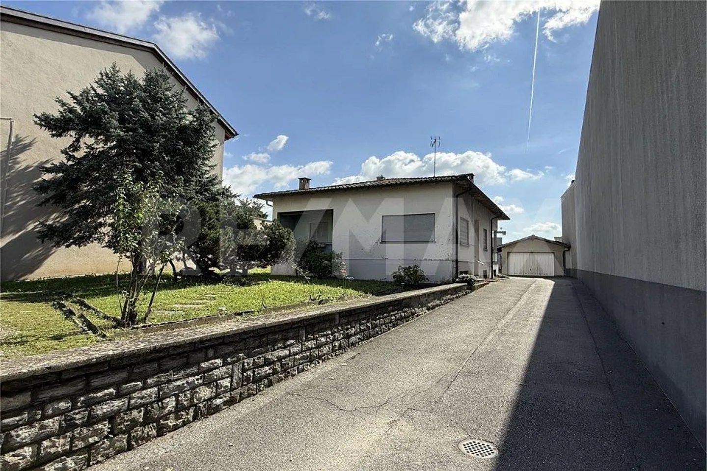 Haus zur Renovierung mit Garten in Genestrerio (Mendrisio) - Foto 5 von 5