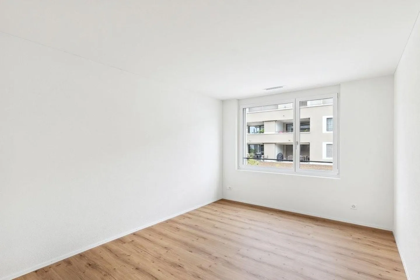 Appartement moderne dans un emplacement ensoleillé - Photo 7 sur 8