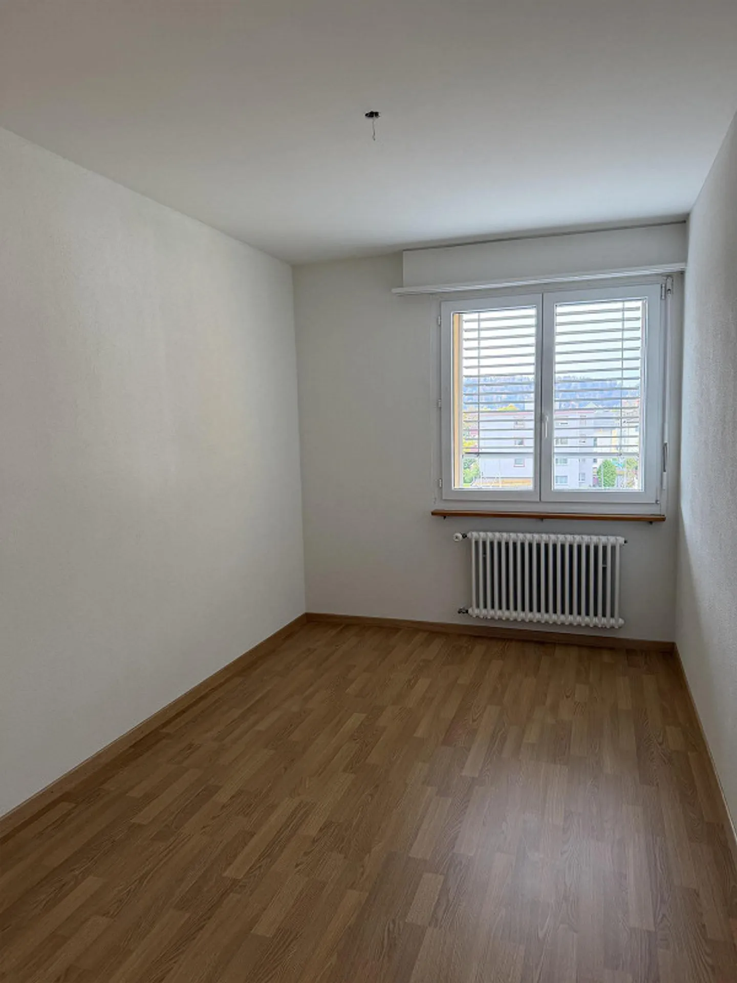 Appartamento di 4,5 stanze a Kollbrunn - Foto 7 di 11