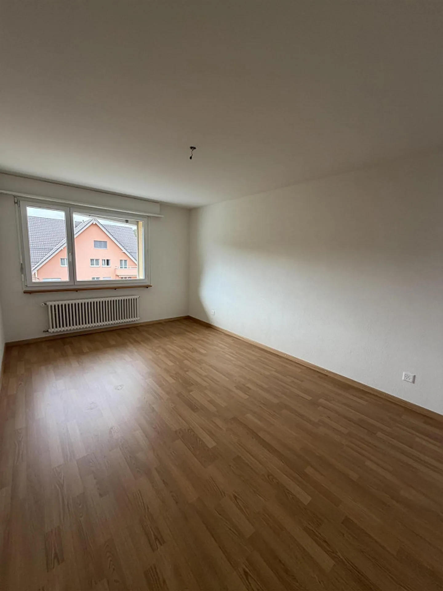 Appartamento di 4,5 stanze a Kollbrunn - Foto 8 di 11