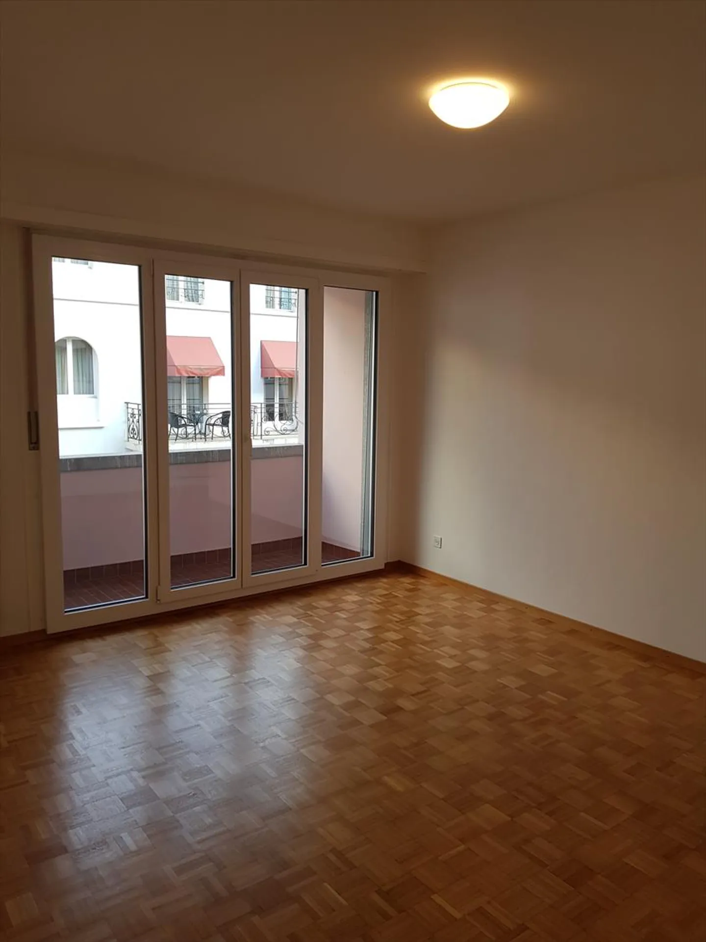 3.5-room apartment - Photo 3 of 4