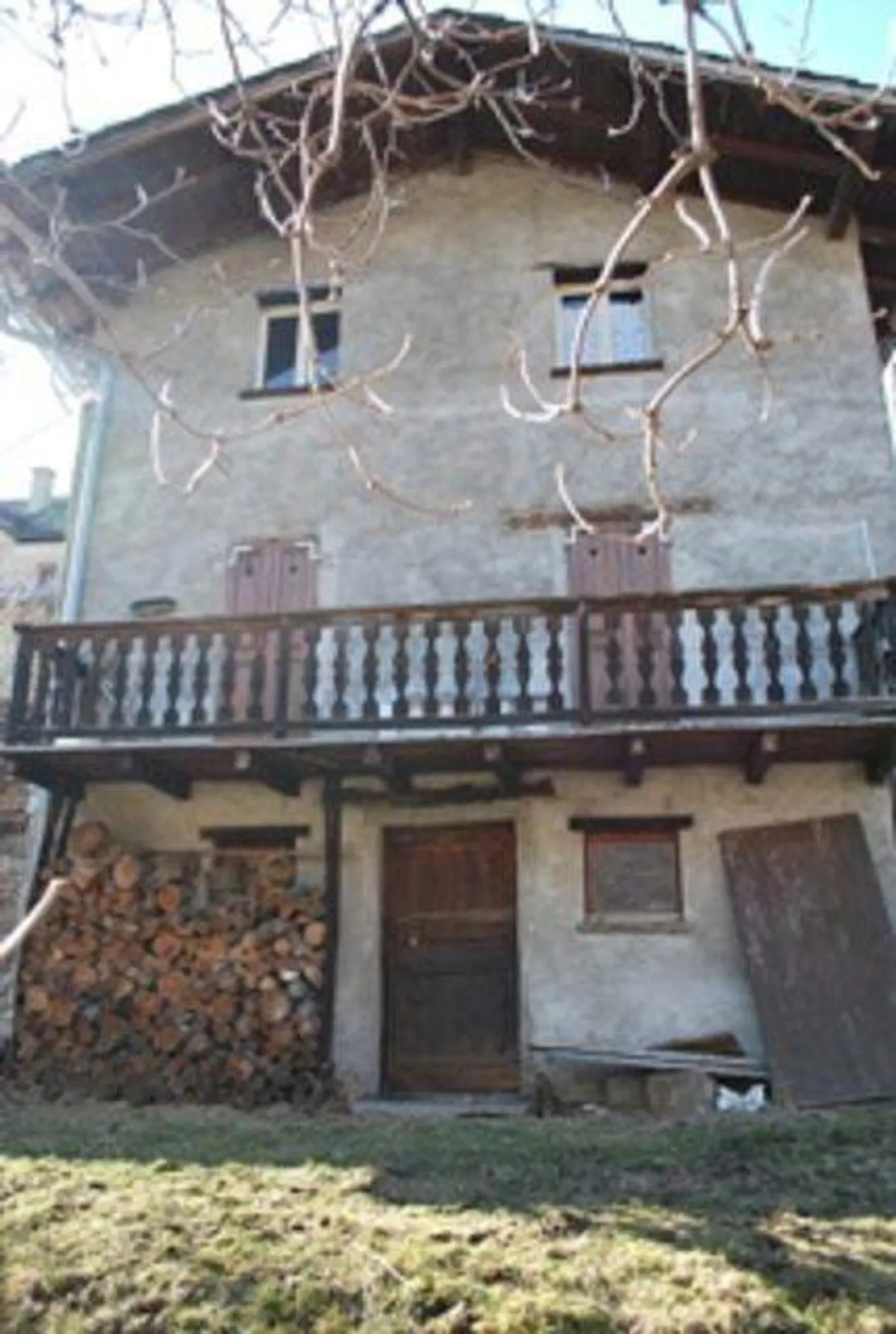 Casa di 4 ½ locali con piccolo giardino - Foto 1 di 8