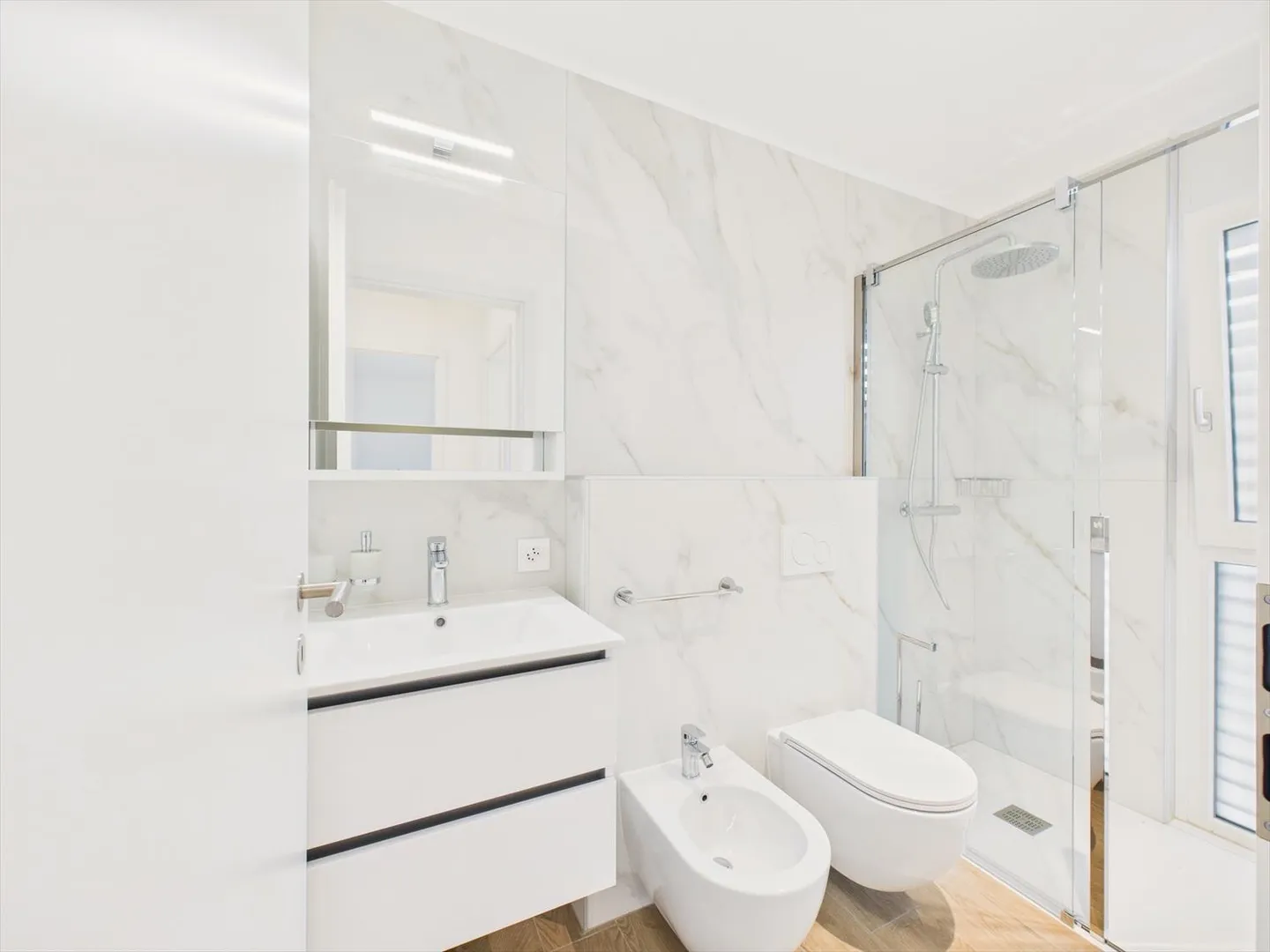 Charmante 2,5-Zimmer-Wohnung in Bellinzona, Kanton TI - Foto 9 von 11