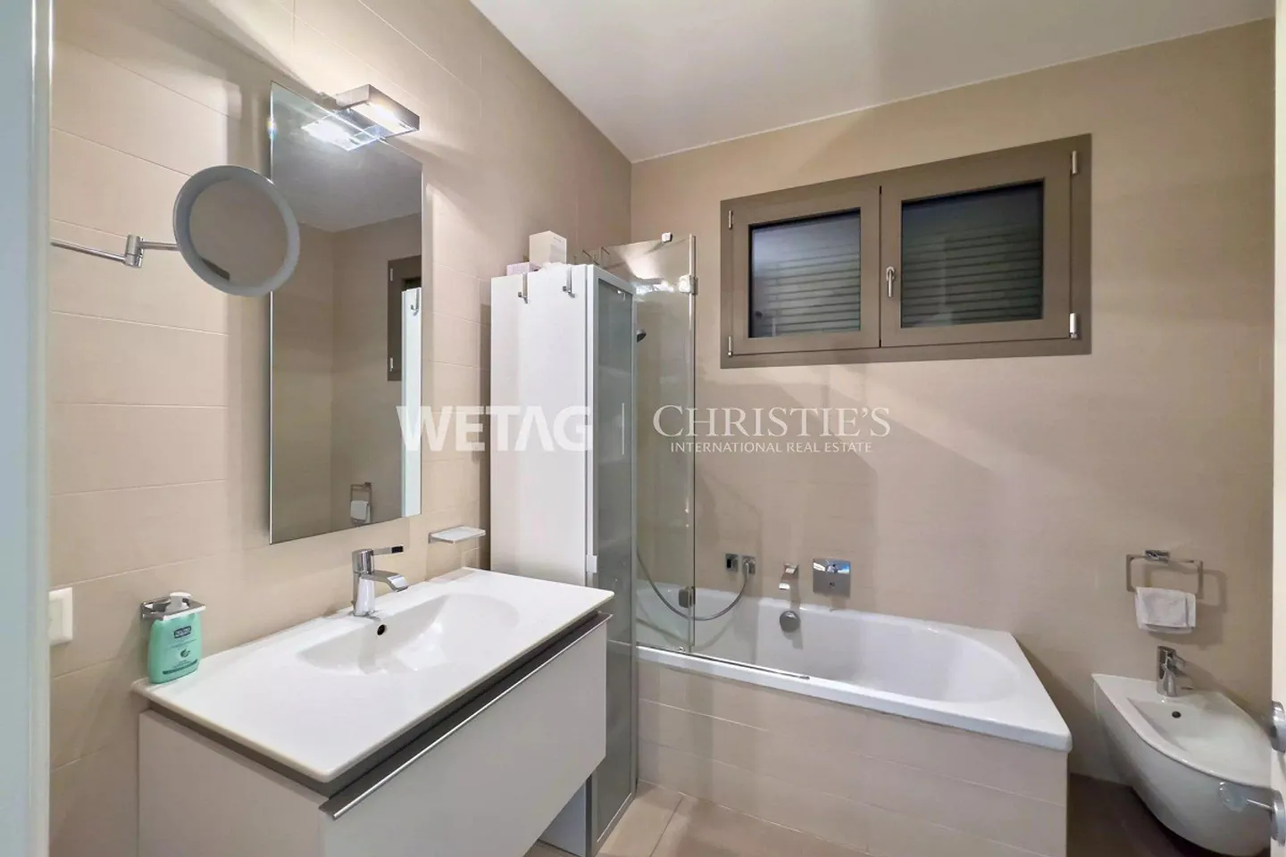 Lugano: appartamento moderno con vista lago in vendita, ideale anche come seconda casa - Foto 11 di 12