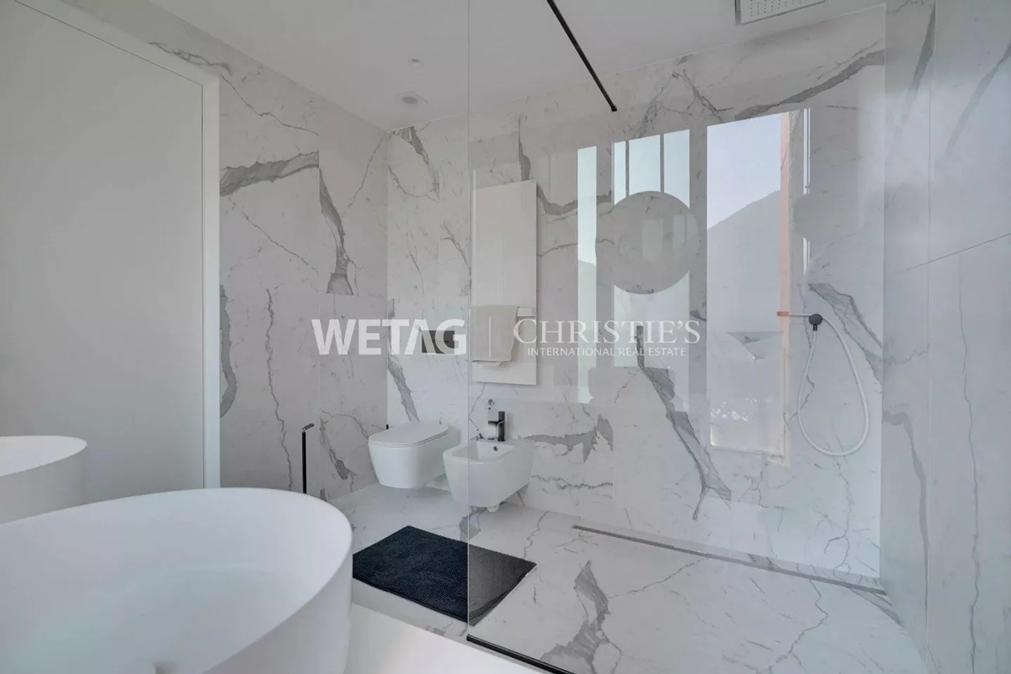 Appartamento duplex di design con giardino privato e vista lago a Canobbio - Foto 9 di 13
