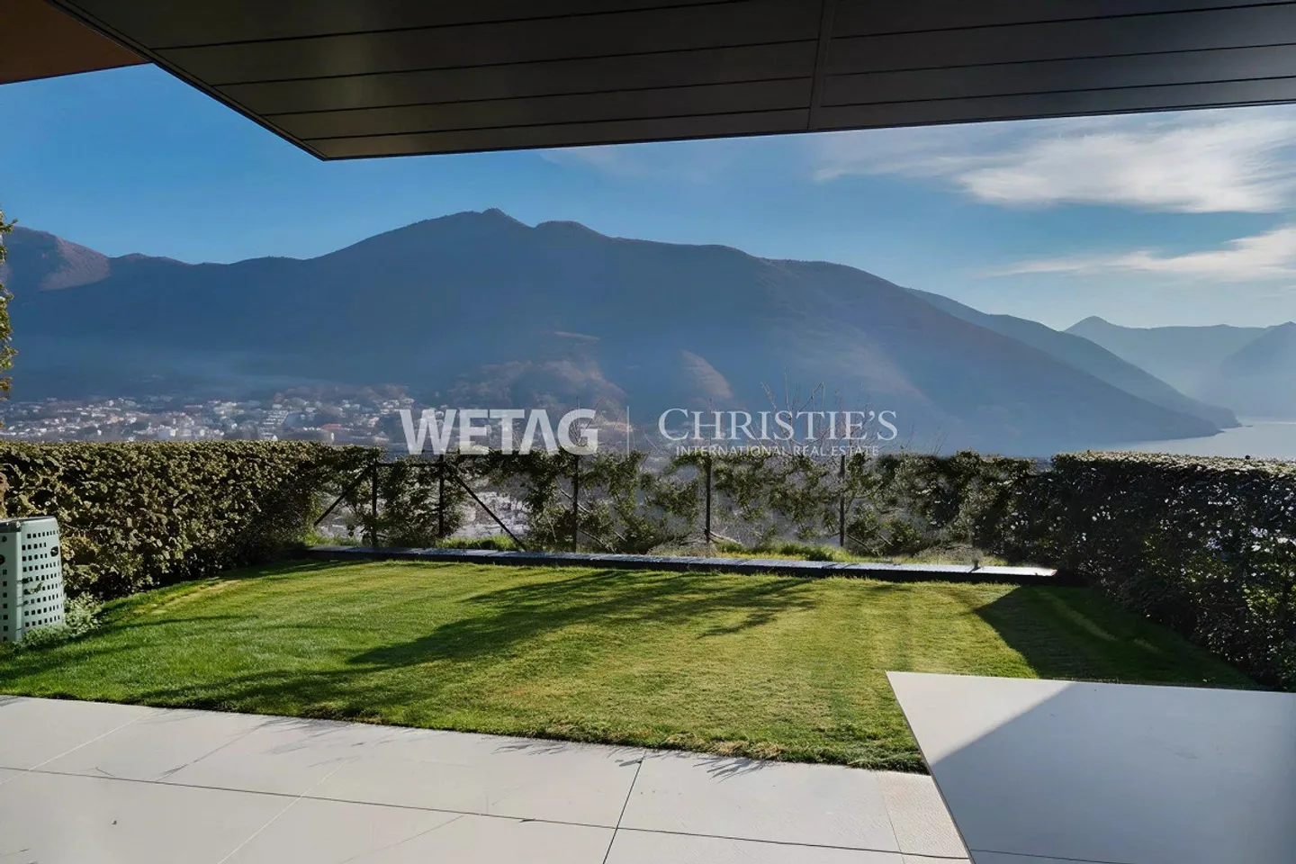 Appartamento duplex di design con giardino privato e vista lago a Canobbio - Foto 11 di 13