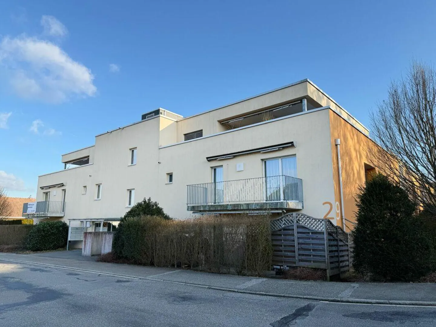 Appartamento attico con grande terrazza - Foto 2 di 12