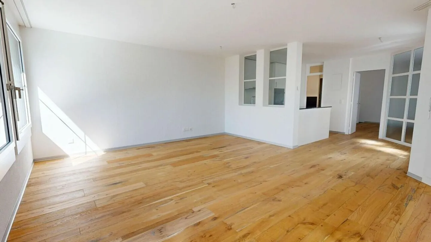 Modernes Wohnen in einer neu sanierten, lichtdurchfluteten 2,5-Zimmer-Wohnung - Photo 4 sur 17