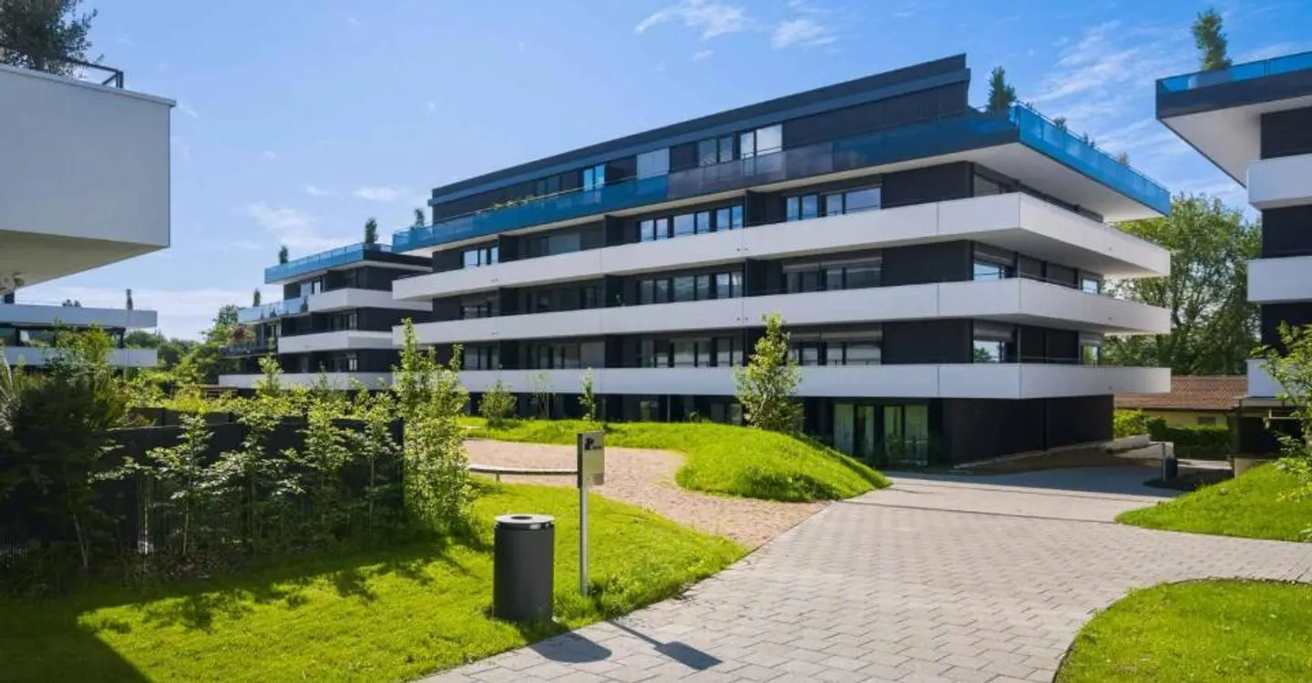 Luxuriöse 4,5-Zimmer-Wohnung mit überdachtem Balkon - Foto 11 von 13