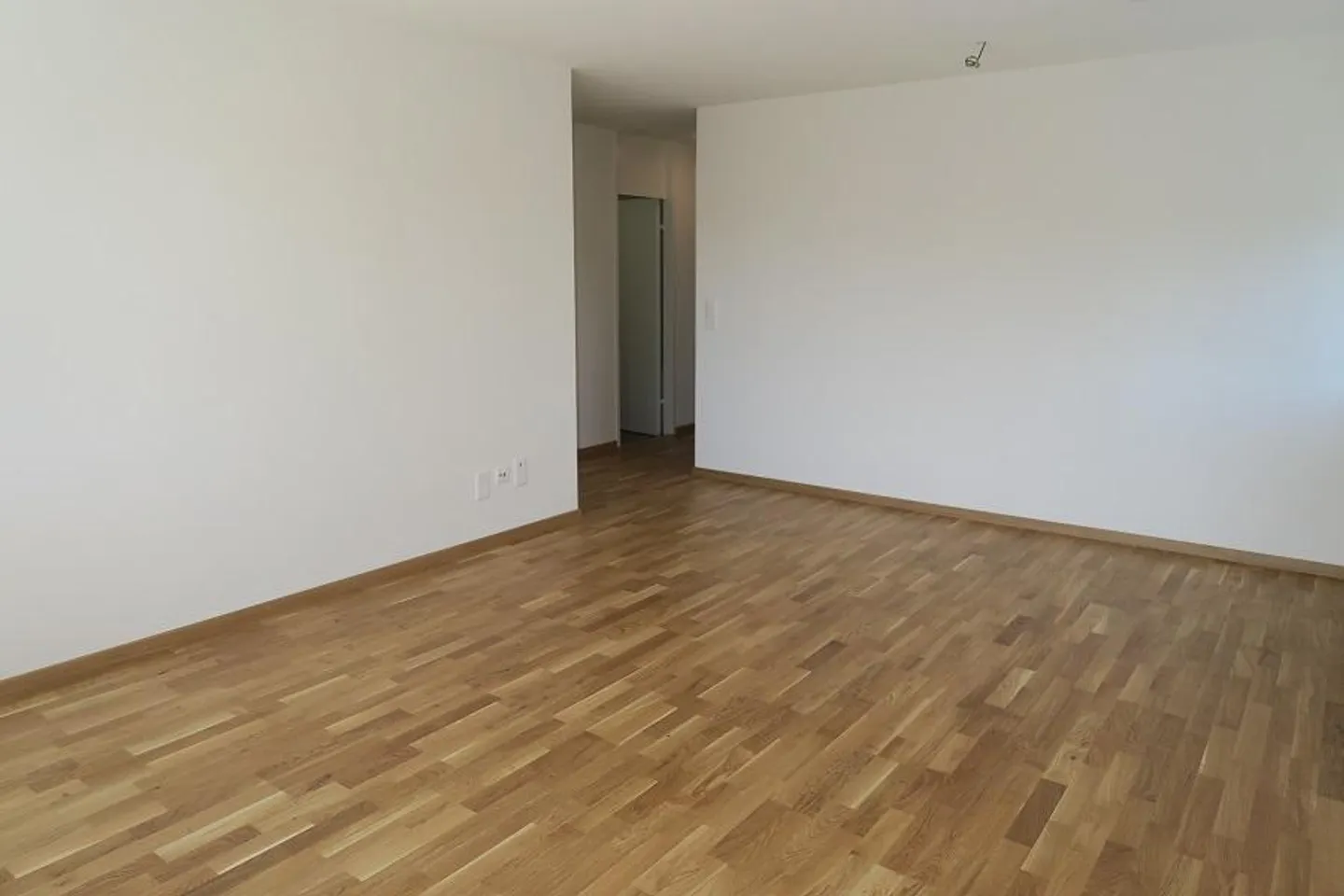 Your new home in a central location in Lengnau! - Photo 4 of 9