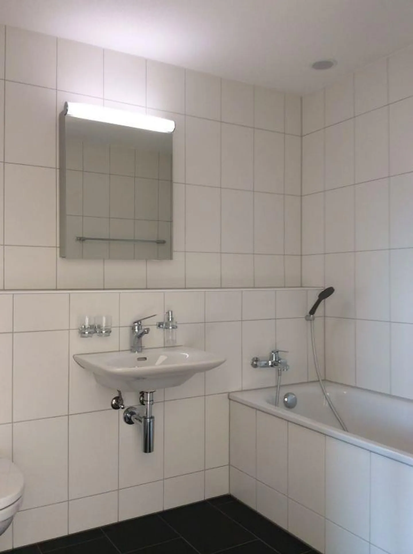 Appartamento attico con grande terrazza - Foto 4 di 12