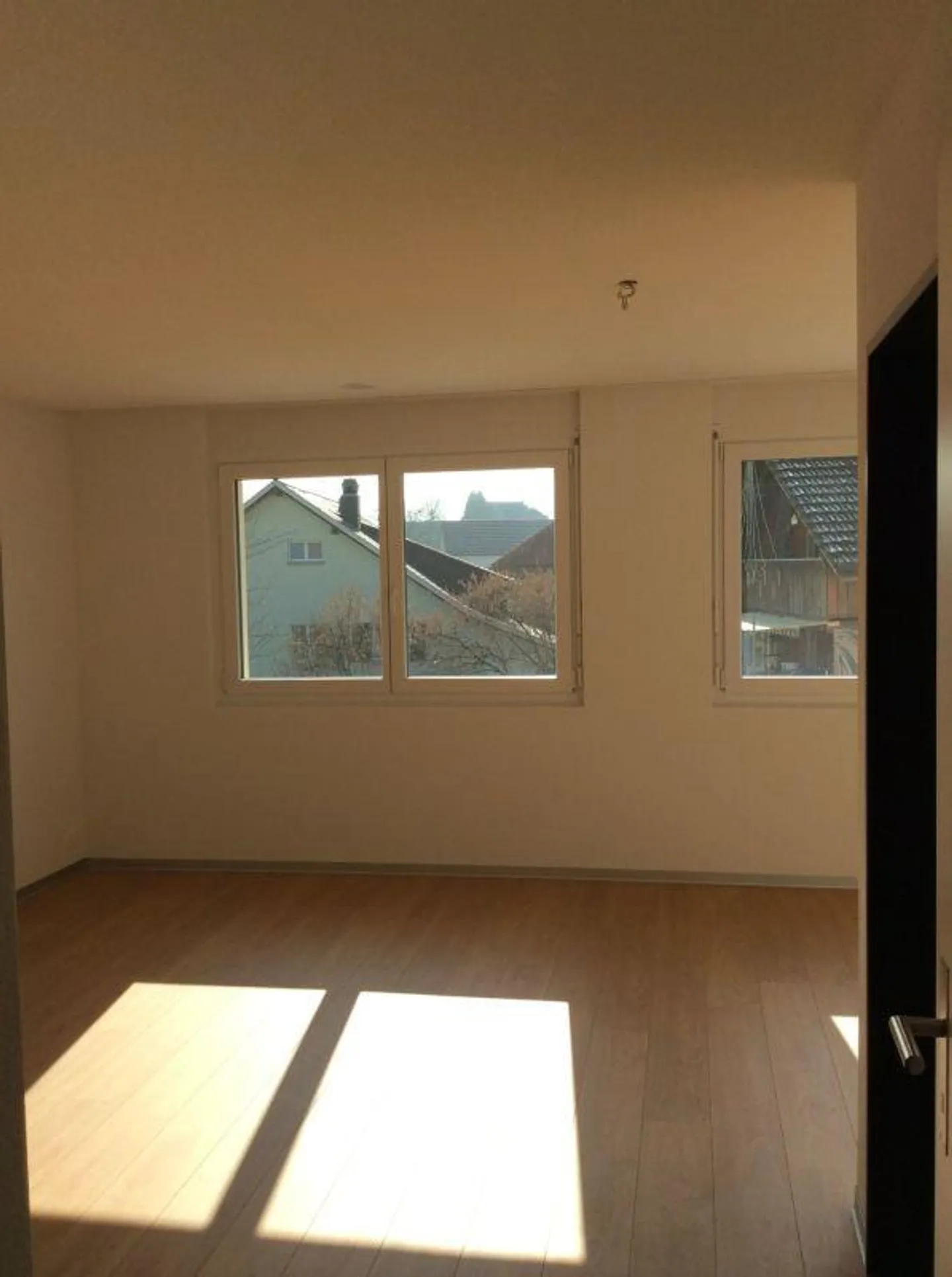 Appartamento attico con grande terrazza - Foto 7 di 12