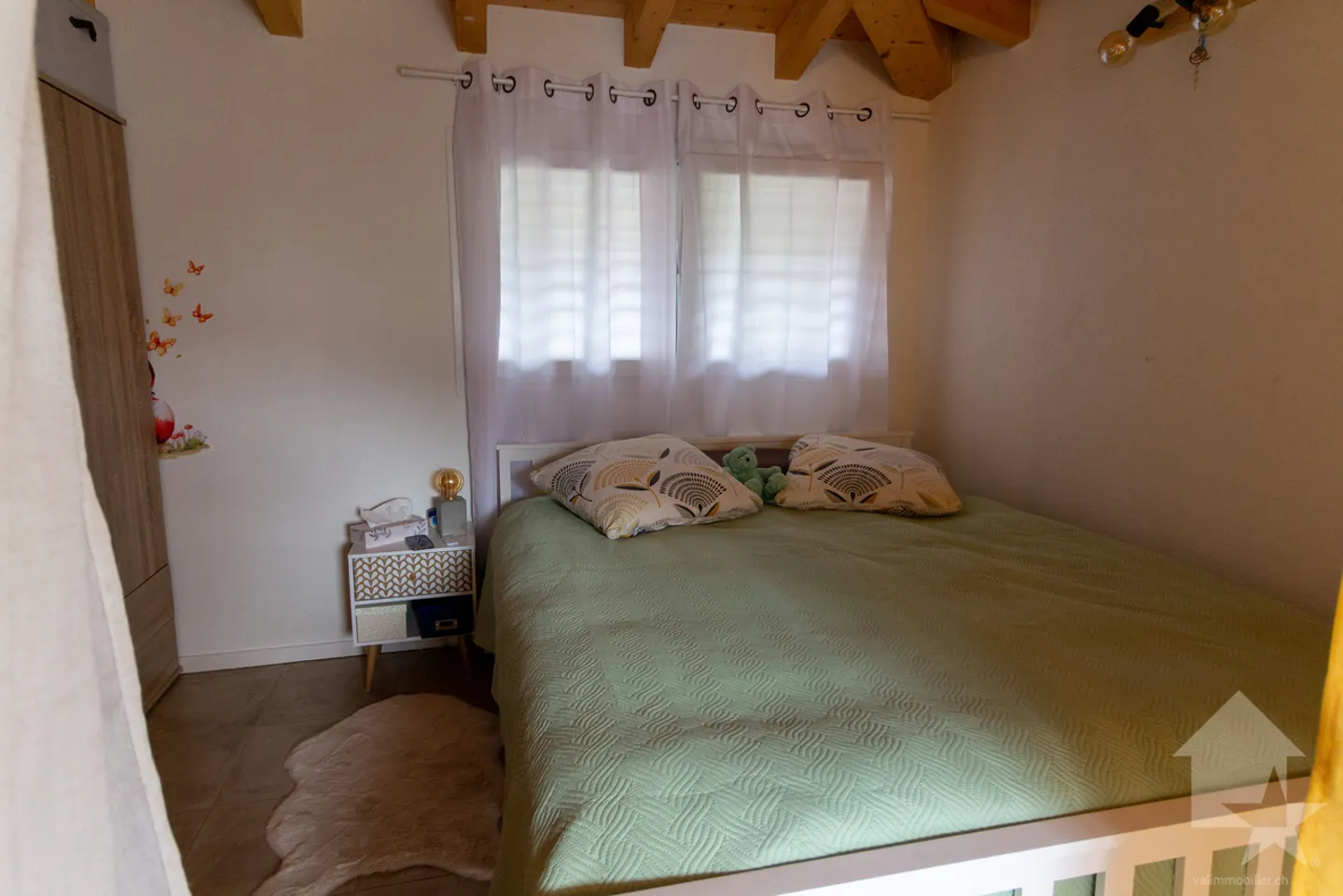 Villa / building with 2 duplex apartments of 3.5 rooms + studio - Photo 10 of 16