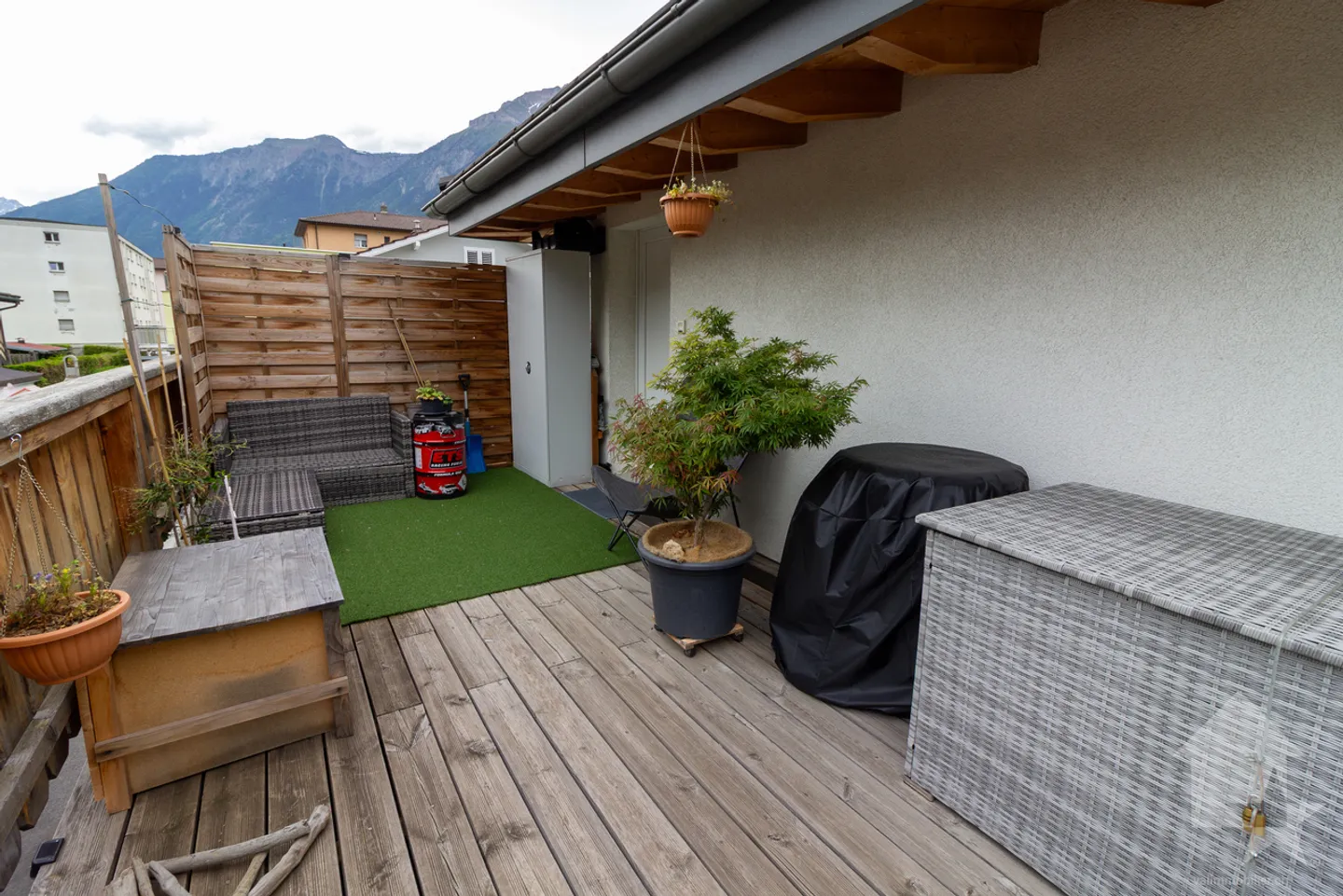 Villa / building with 2 duplex apartments of 3.5 rooms + studio - Photo 16 of 16