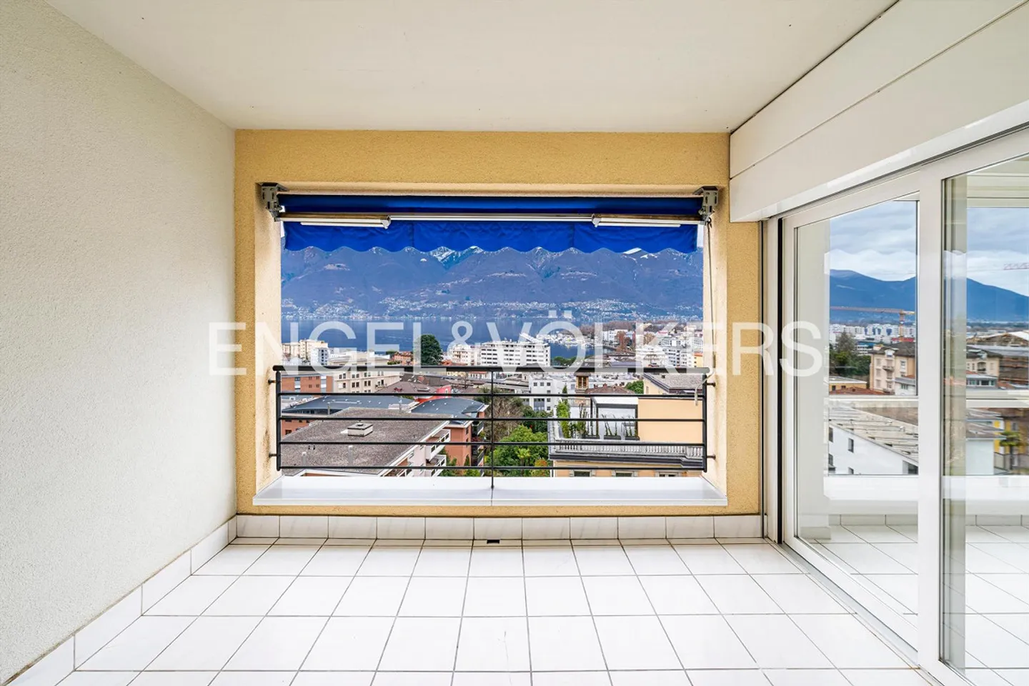 Penthouse with panoramic view & wellness (4) - Photo 2 of 13