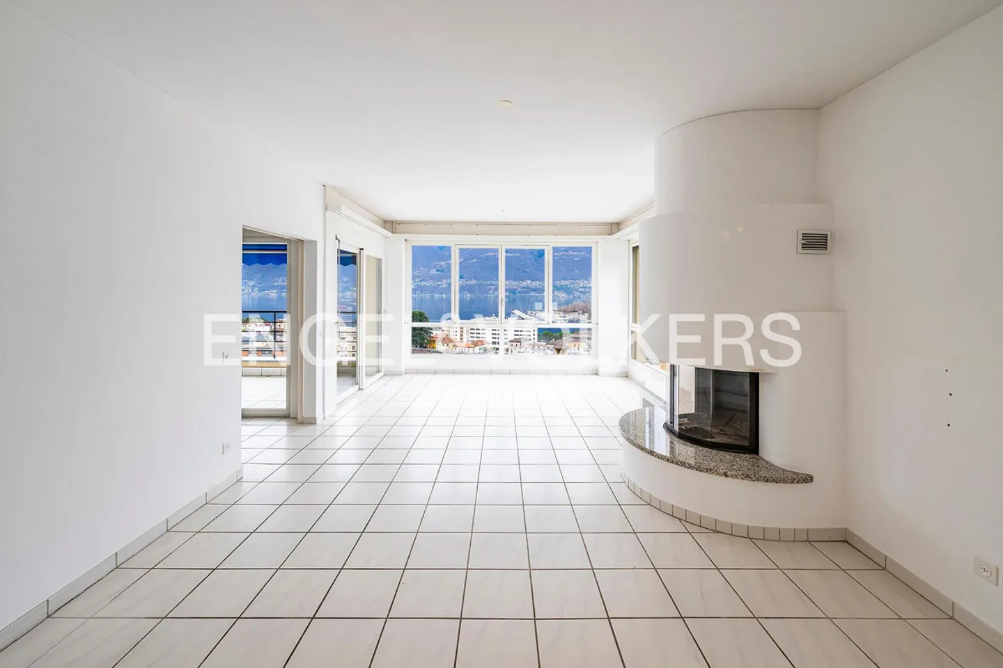 Penthouse with panoramic view & wellness (4) - Photo 4 of 13