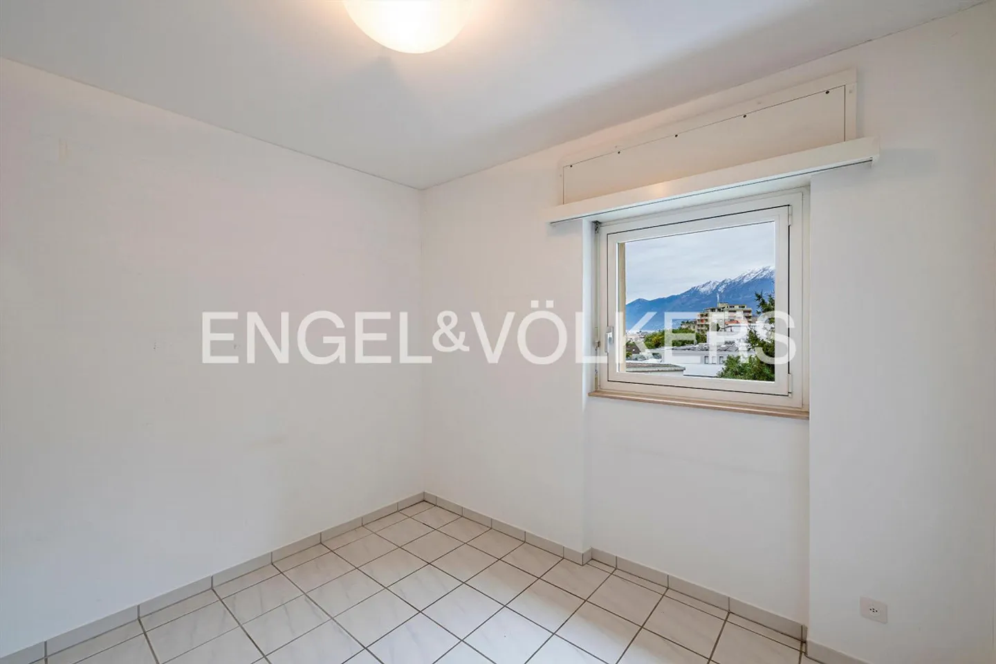 Penthouse with panoramic view & wellness (4) - Photo 9 of 13