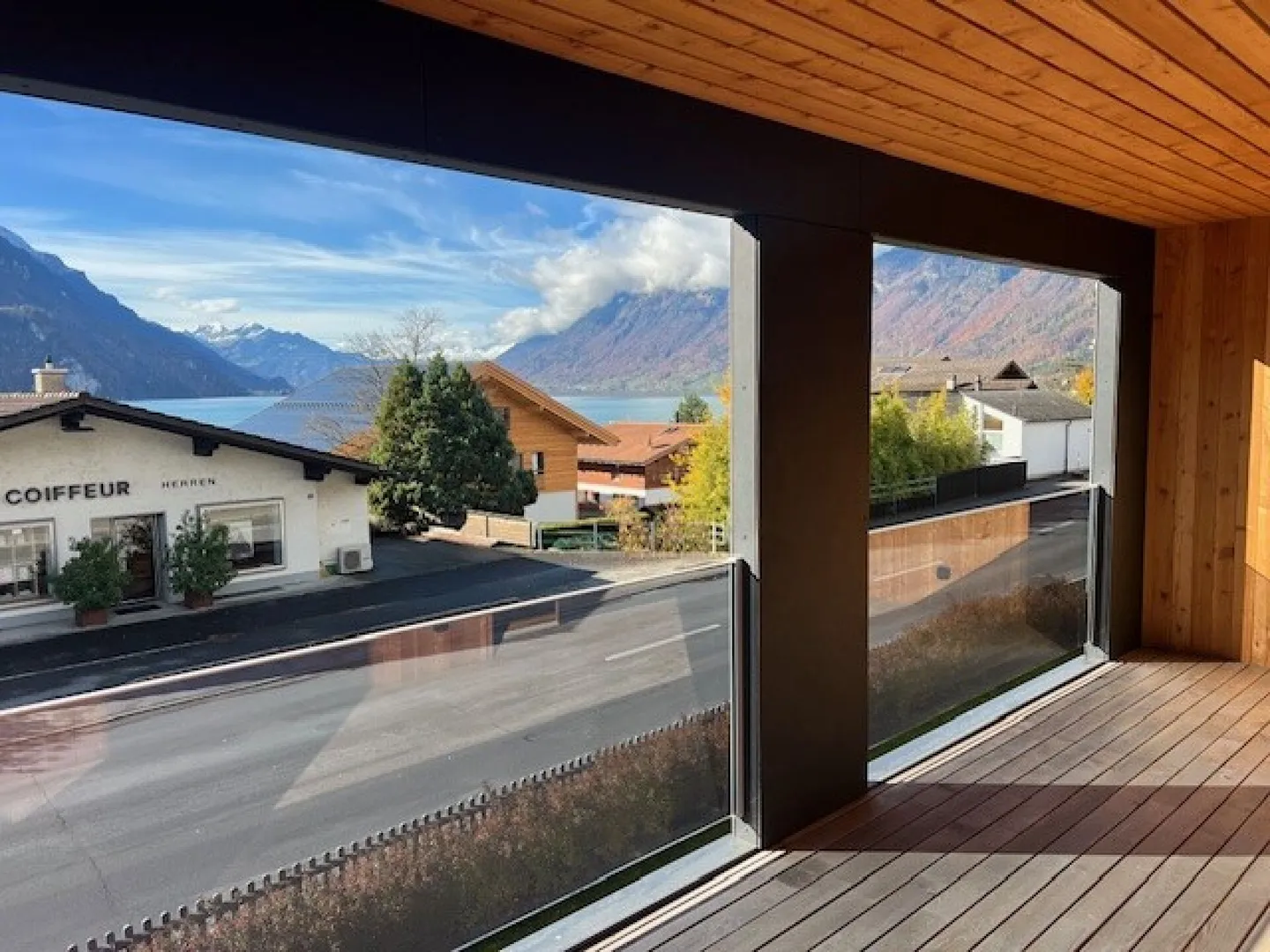 4.5-Zimmerwohnung im 1.OG mit Ausbau wie im Eigenheim - Foto 1 von 12