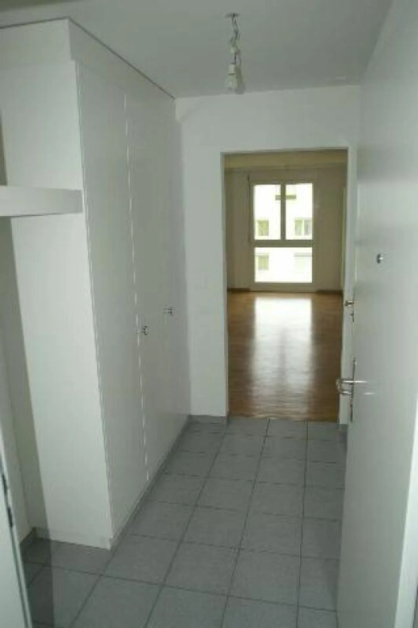Appartamento 4.5 stanze in quartiere familiare - Foto 2 di 9