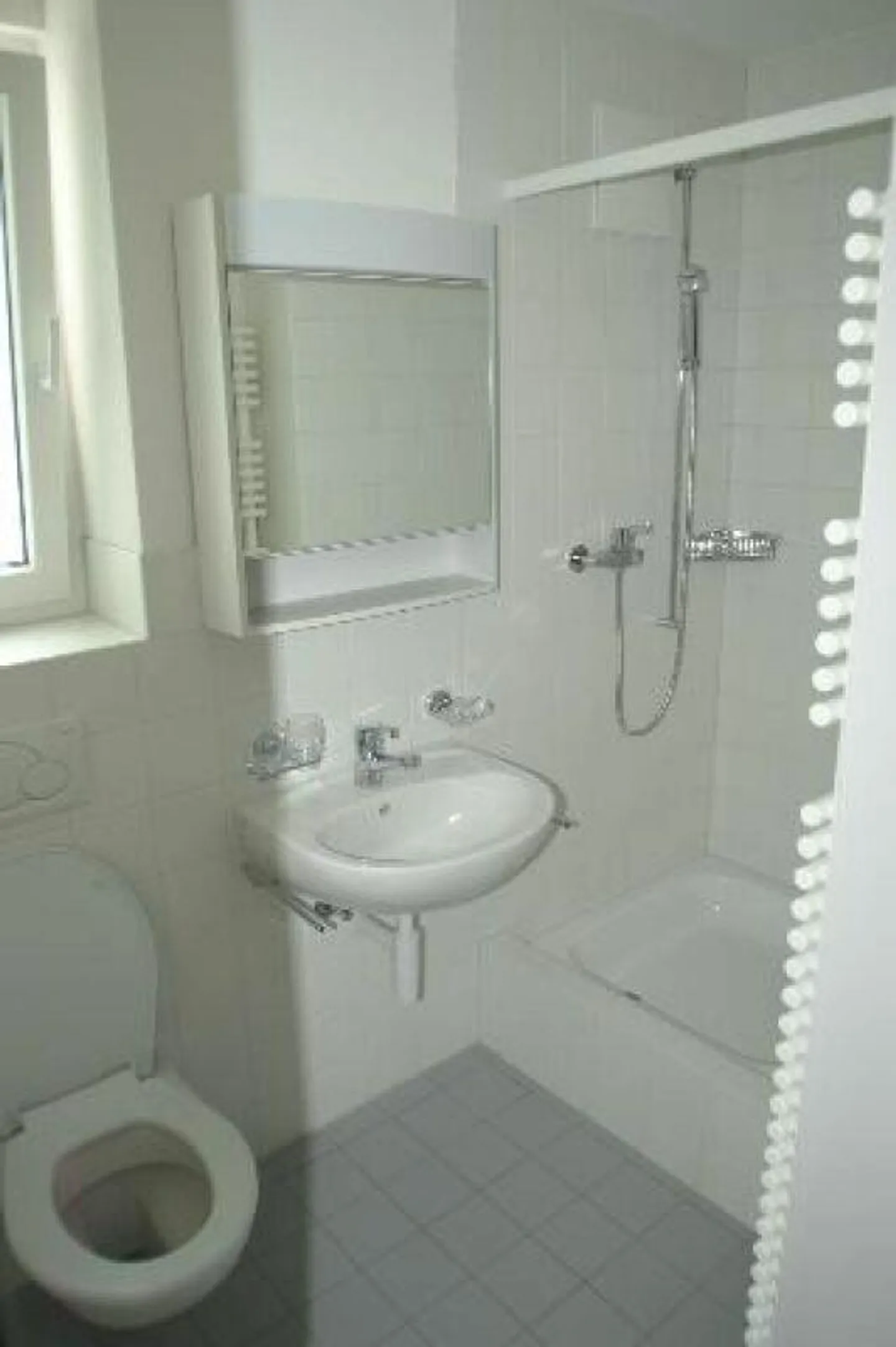 Appartamento 4.5 stanze in quartiere familiare - Foto 3 di 9