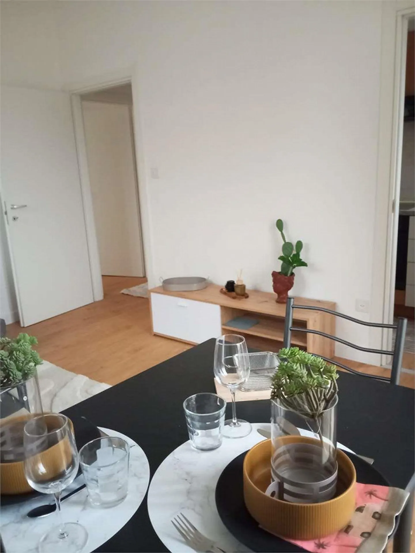 Appartamento arredato con 3,5 stanze a Chiasso - Foto 3 di 8