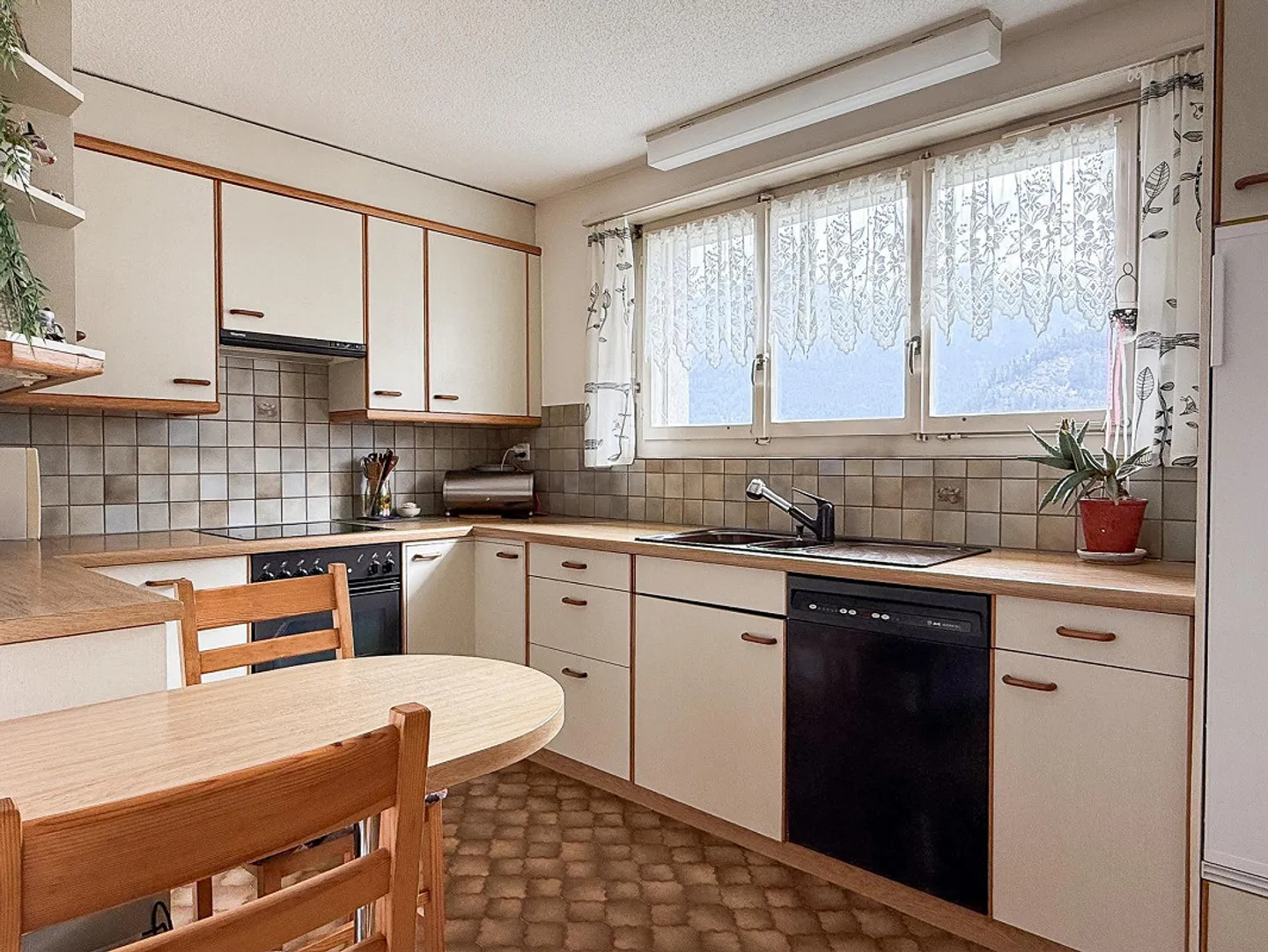 zentrale 4.5 Zimmerwohnung - Foto 6 von 10