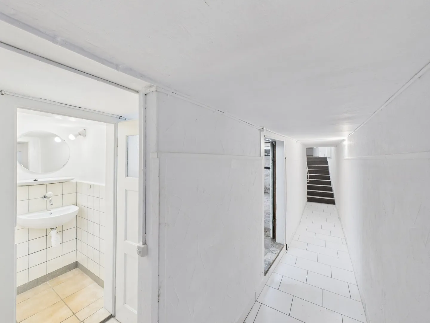 Appartamento affascinante con 2 camere a Hölstein - disponibile immediatamente - Foto 5 di 8