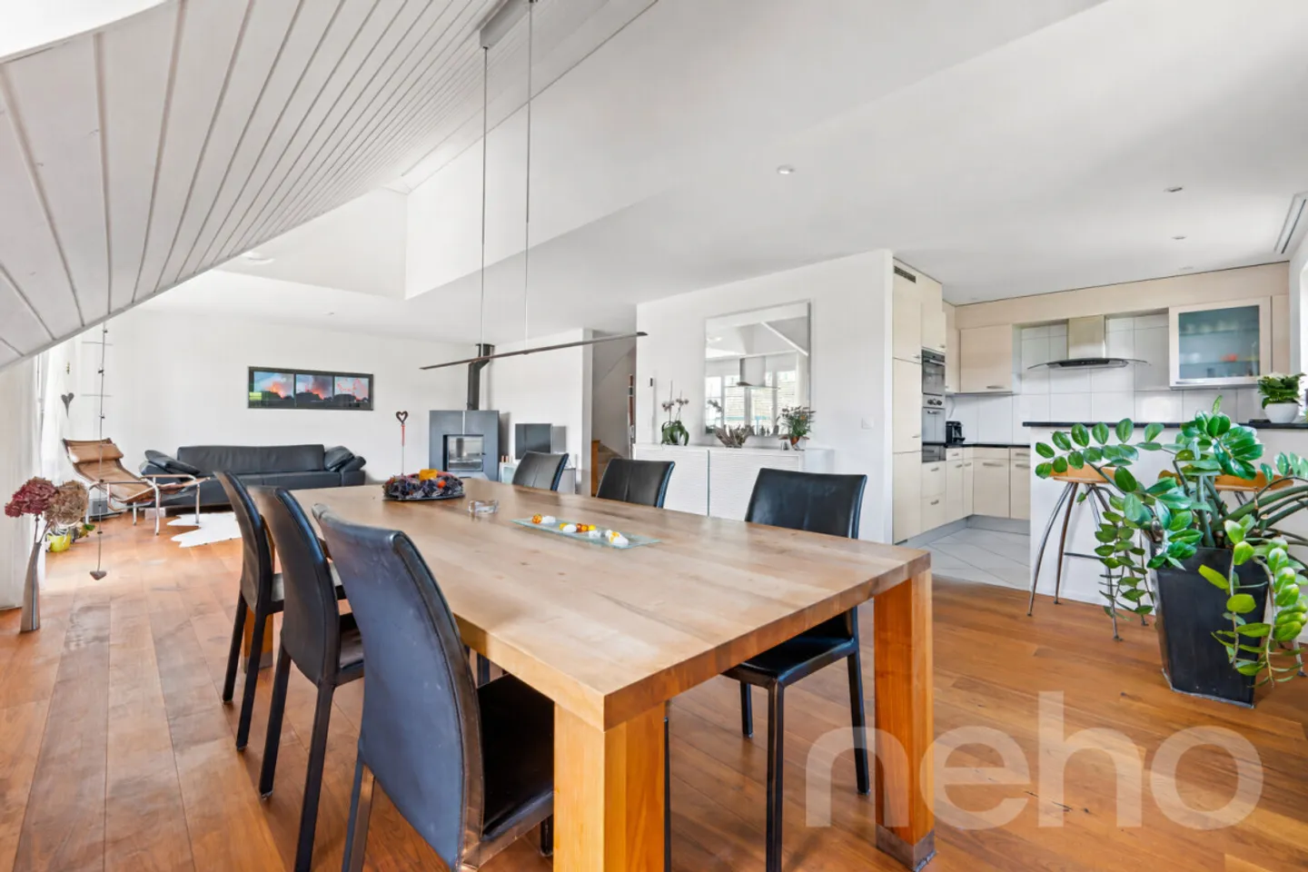 Bright 5.5-room penthouse apartment with a view - Photo 3 of 13
