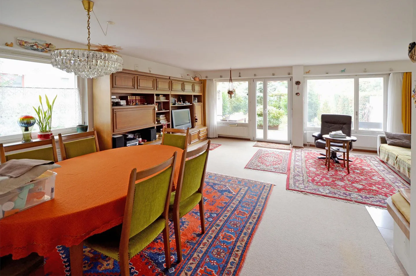 Your new home in Muttenz - central, quiet and full of possibilities - Photo 3 of 9