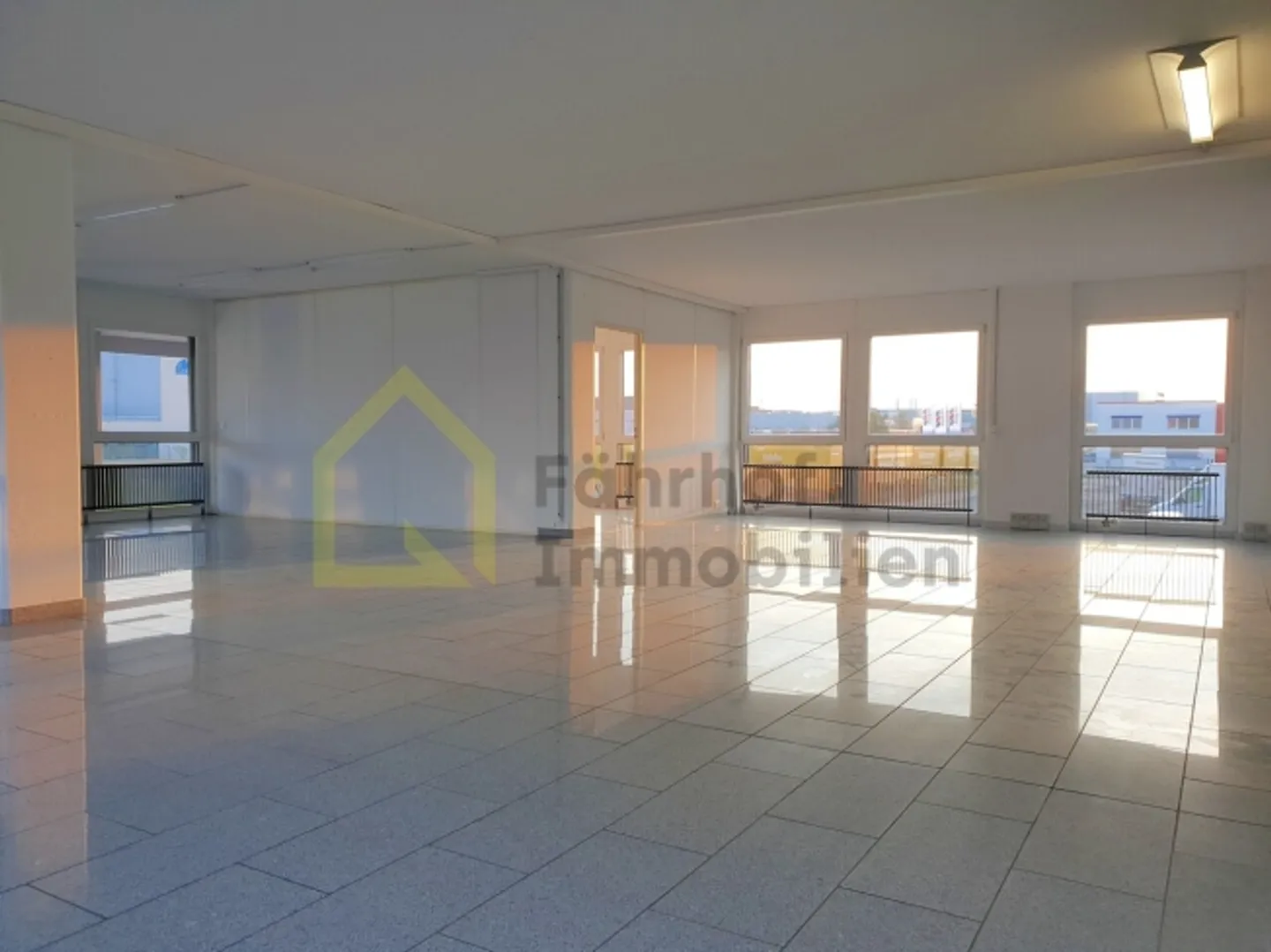 Bureau - Photo 4 sur 13