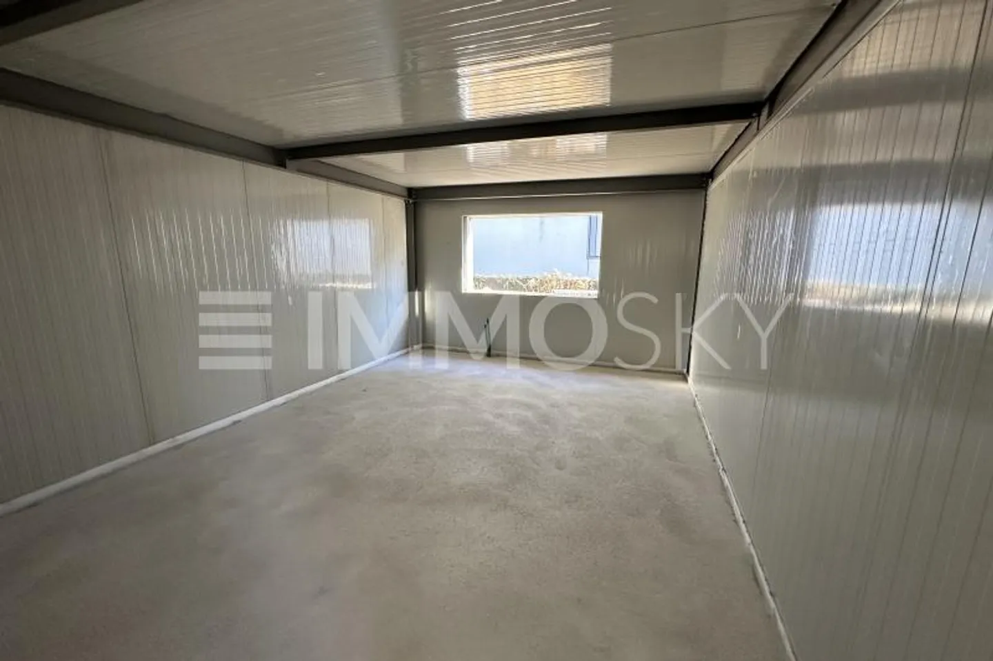 Modern Commercial Space in Riazzino - Photo 4 of 5