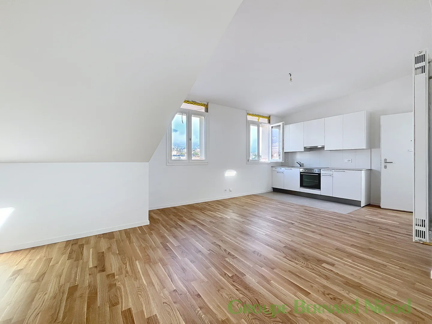 Ultimo piano 1 stanza - Foto 1 di 12