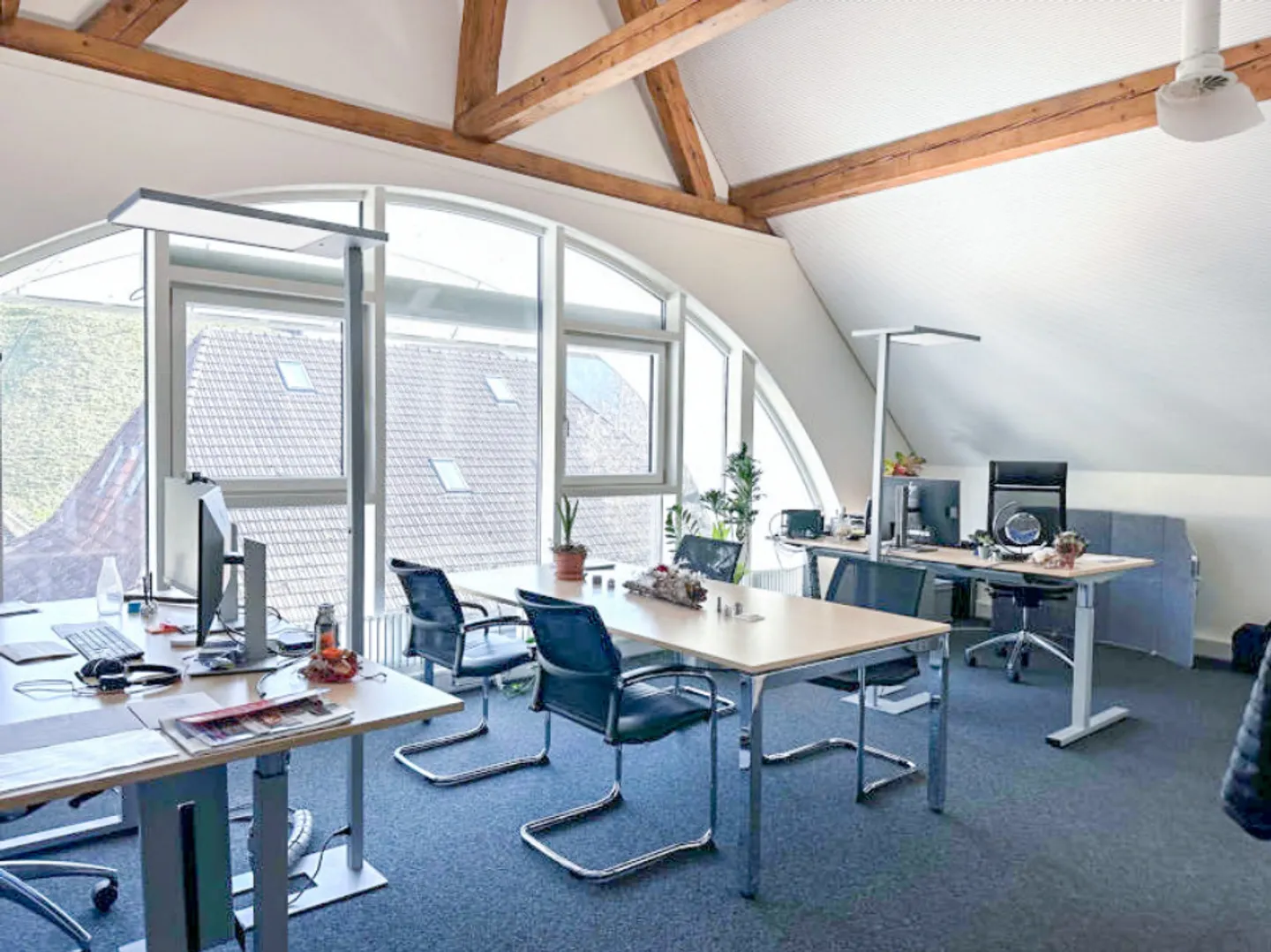 Moderne Bürofläche in zentraler Lage - Foto 1 von 9