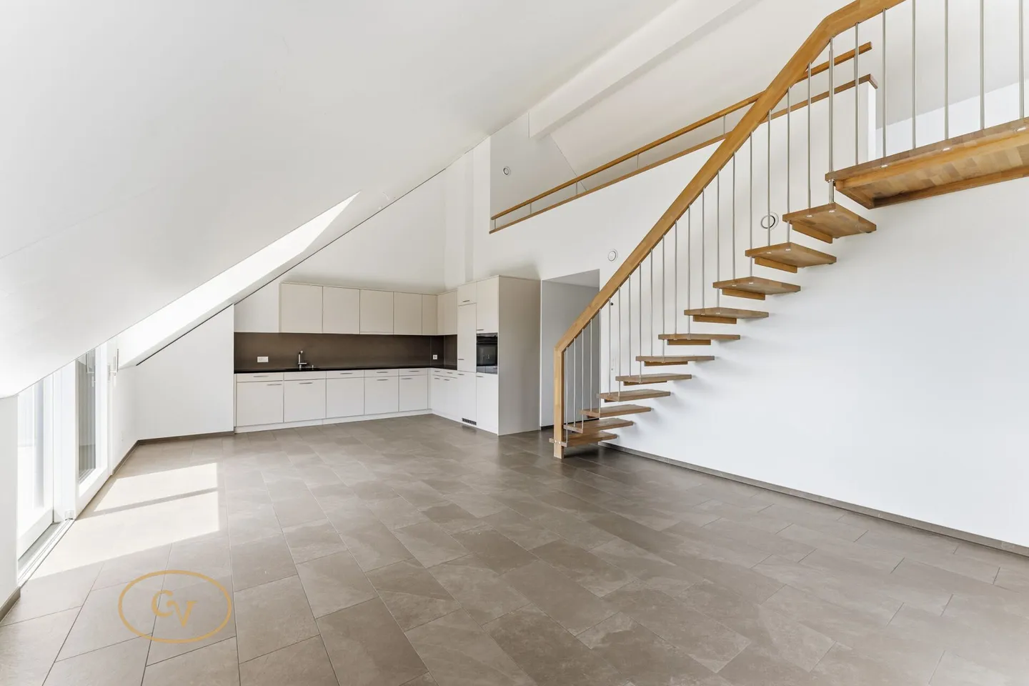 Helle Maisonette mit Balkon - Foto 7 von 26