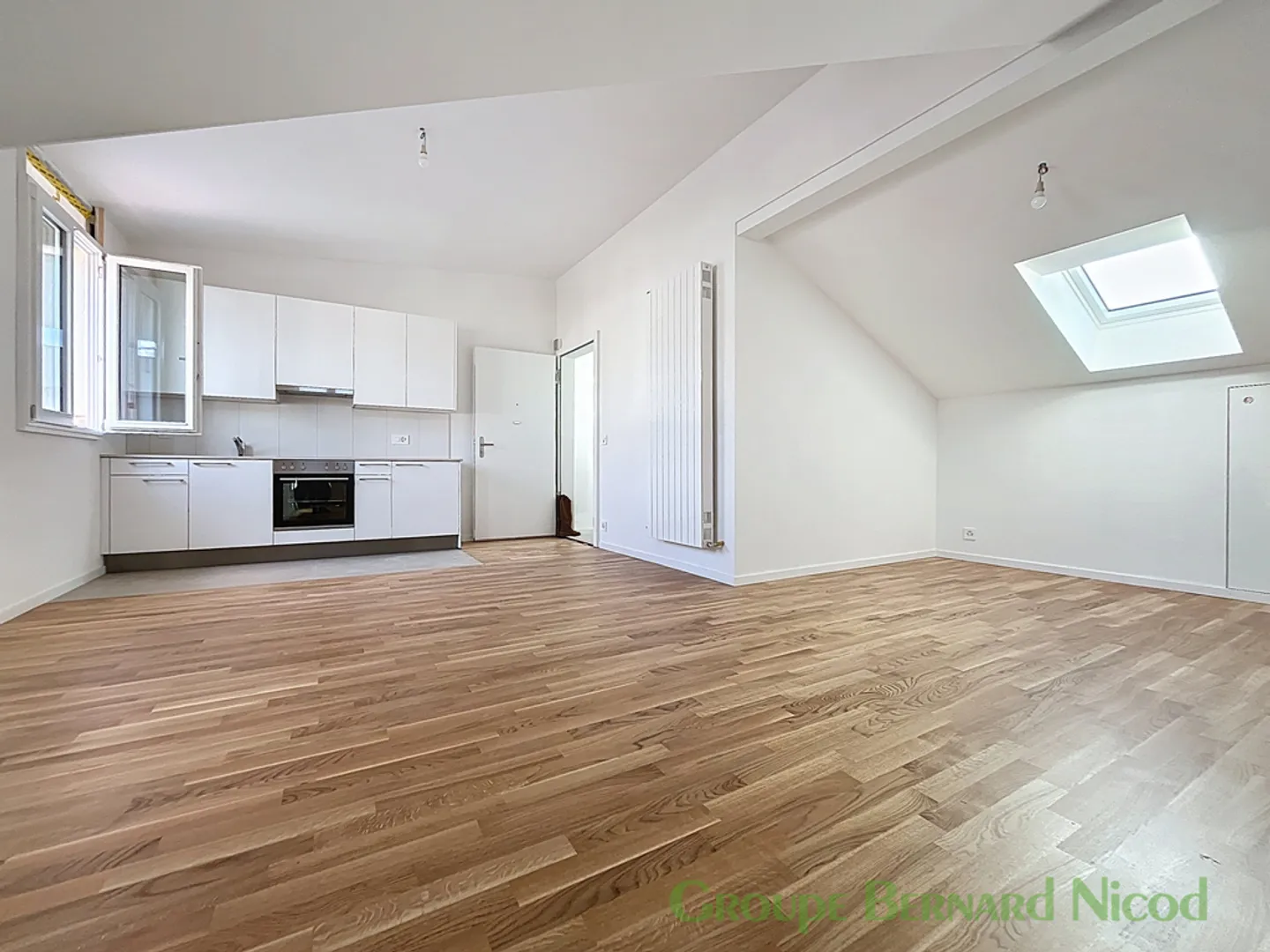 Ultimo piano 1 stanza - Foto 2 di 12