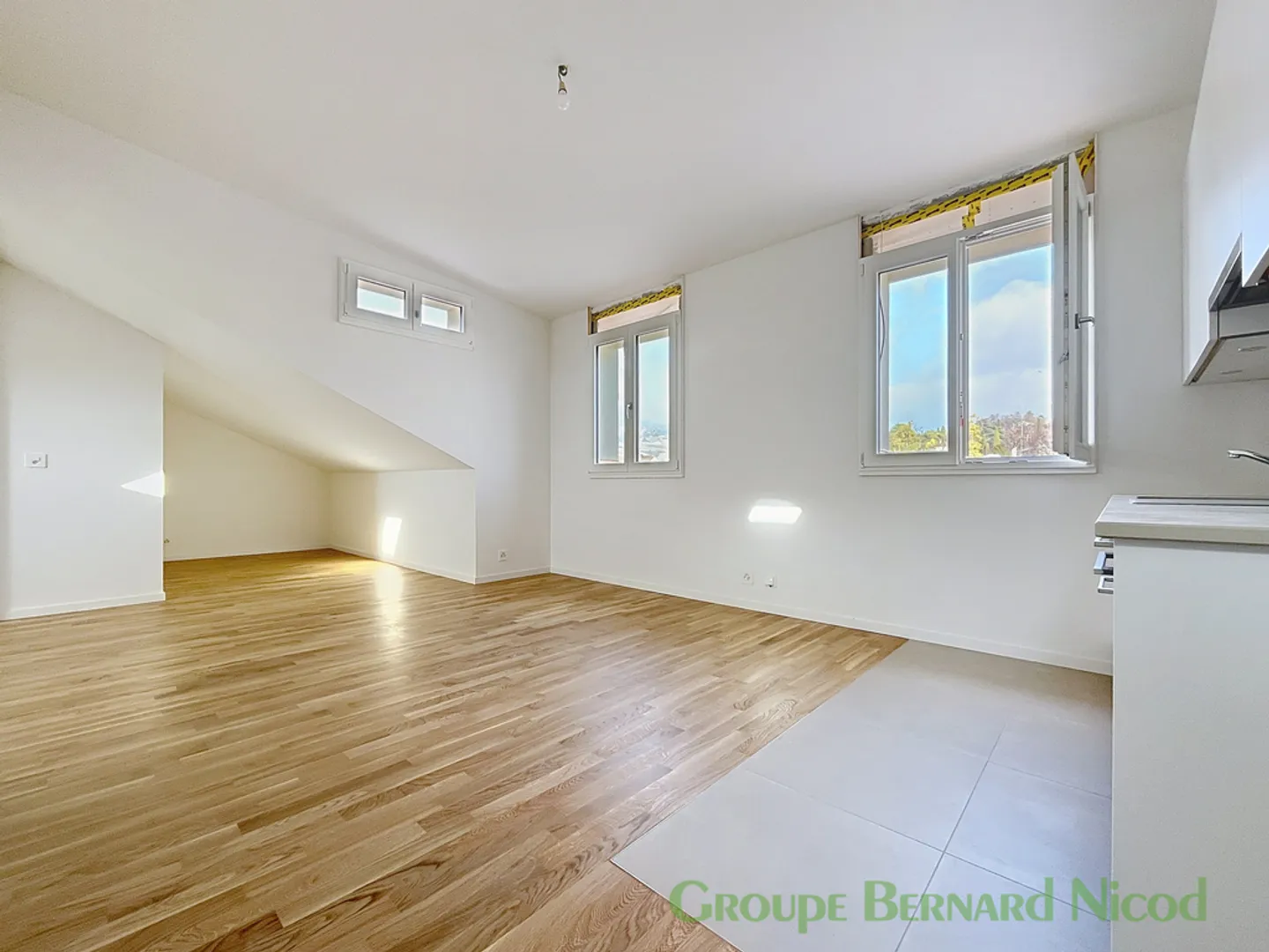 Ultimo piano 1 stanza - Foto 3 di 12