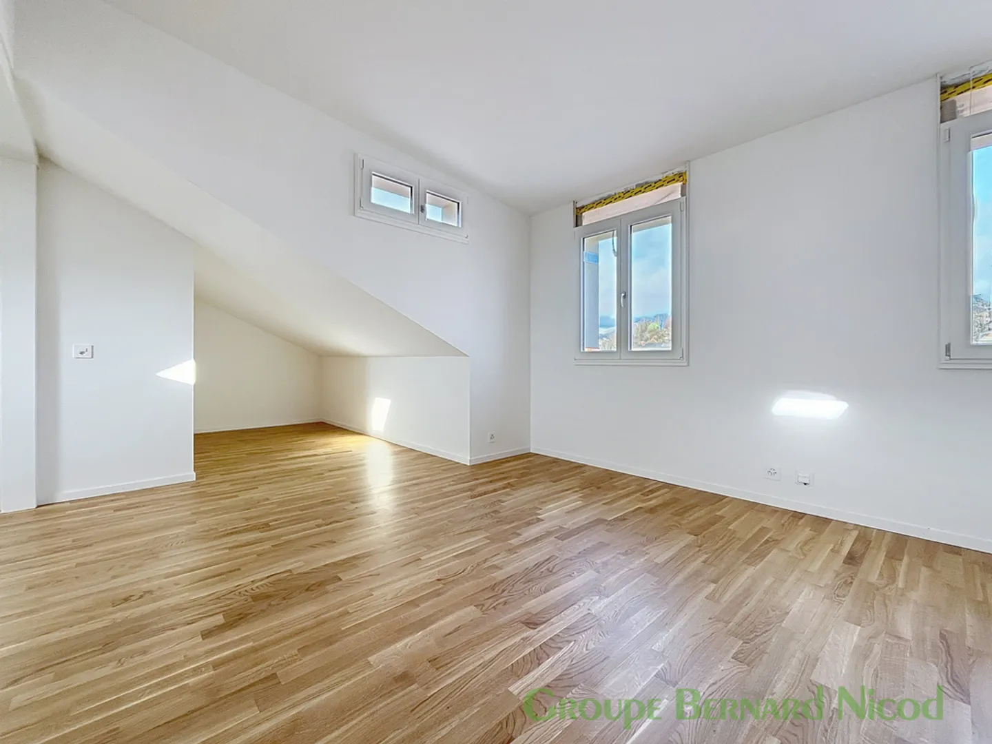 Ultimo piano 1 stanza - Foto 4 di 12