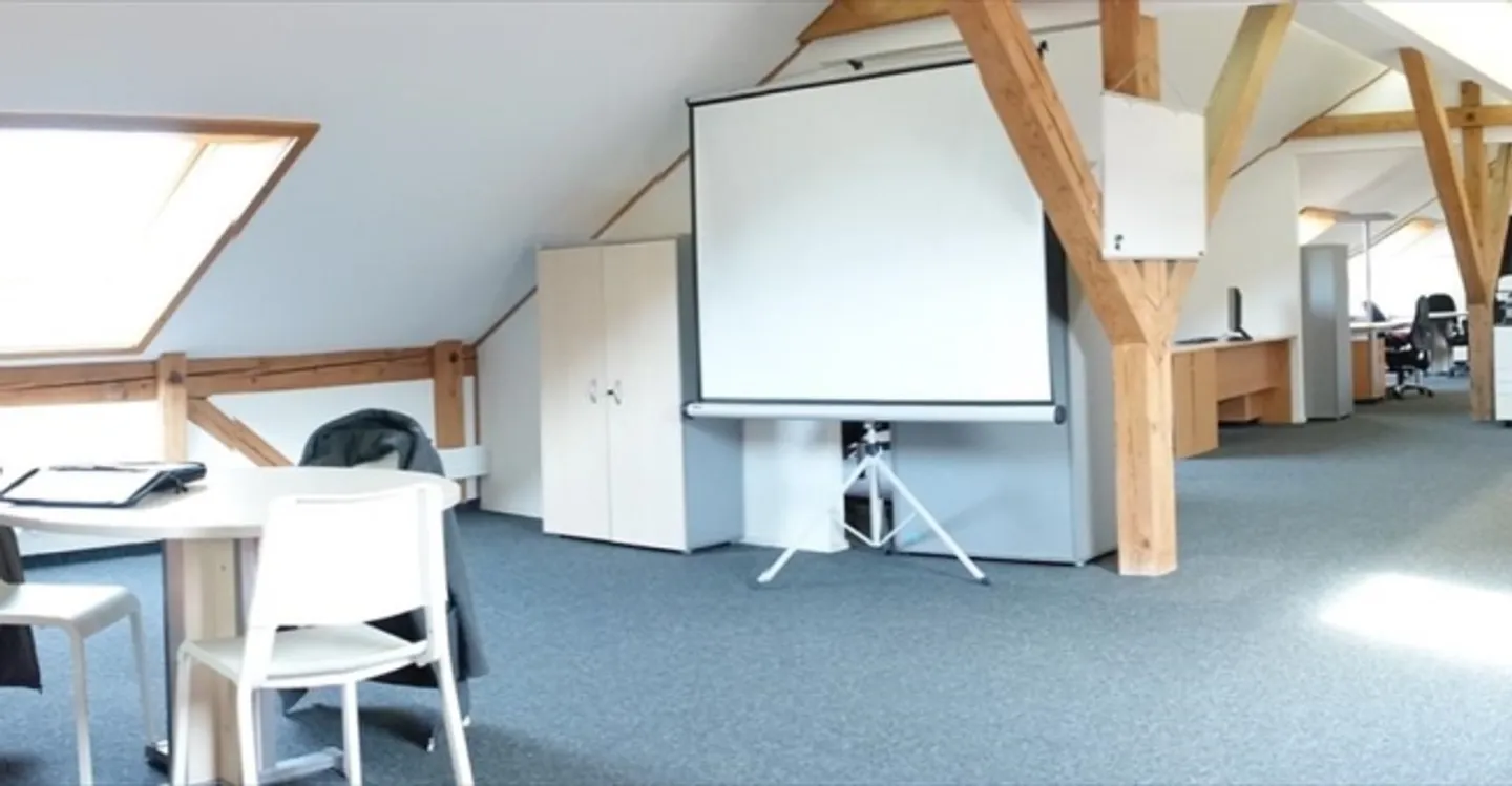 Büro - Foto 1 von 7